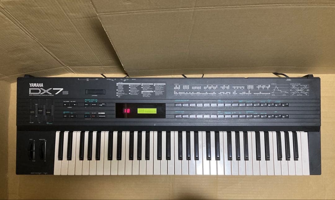 YAMAHA DX7s Synthesizer Keyboard 61-Key USED