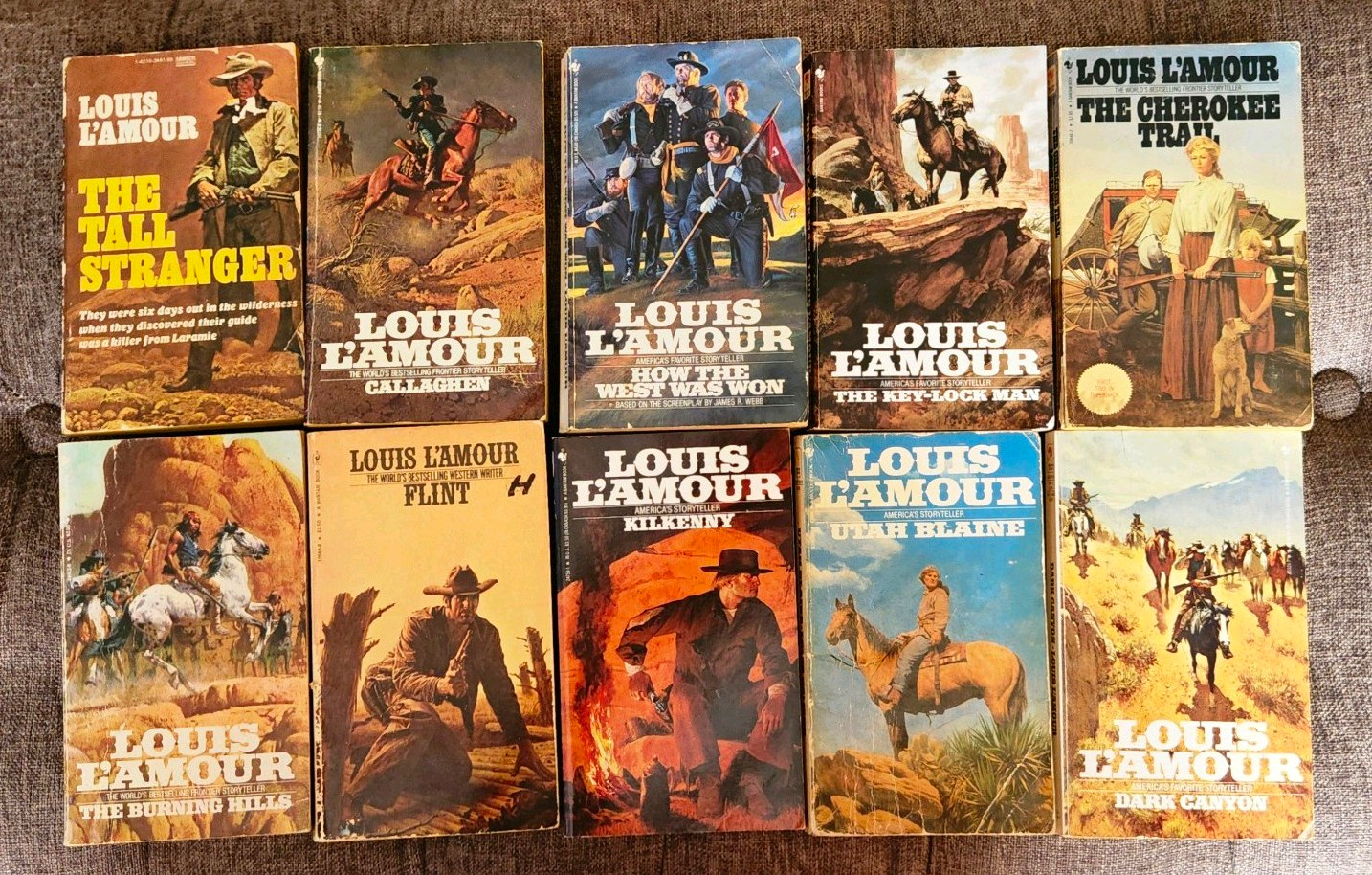 Louis L'Amour Lot Of 10 Western Paperback Books 