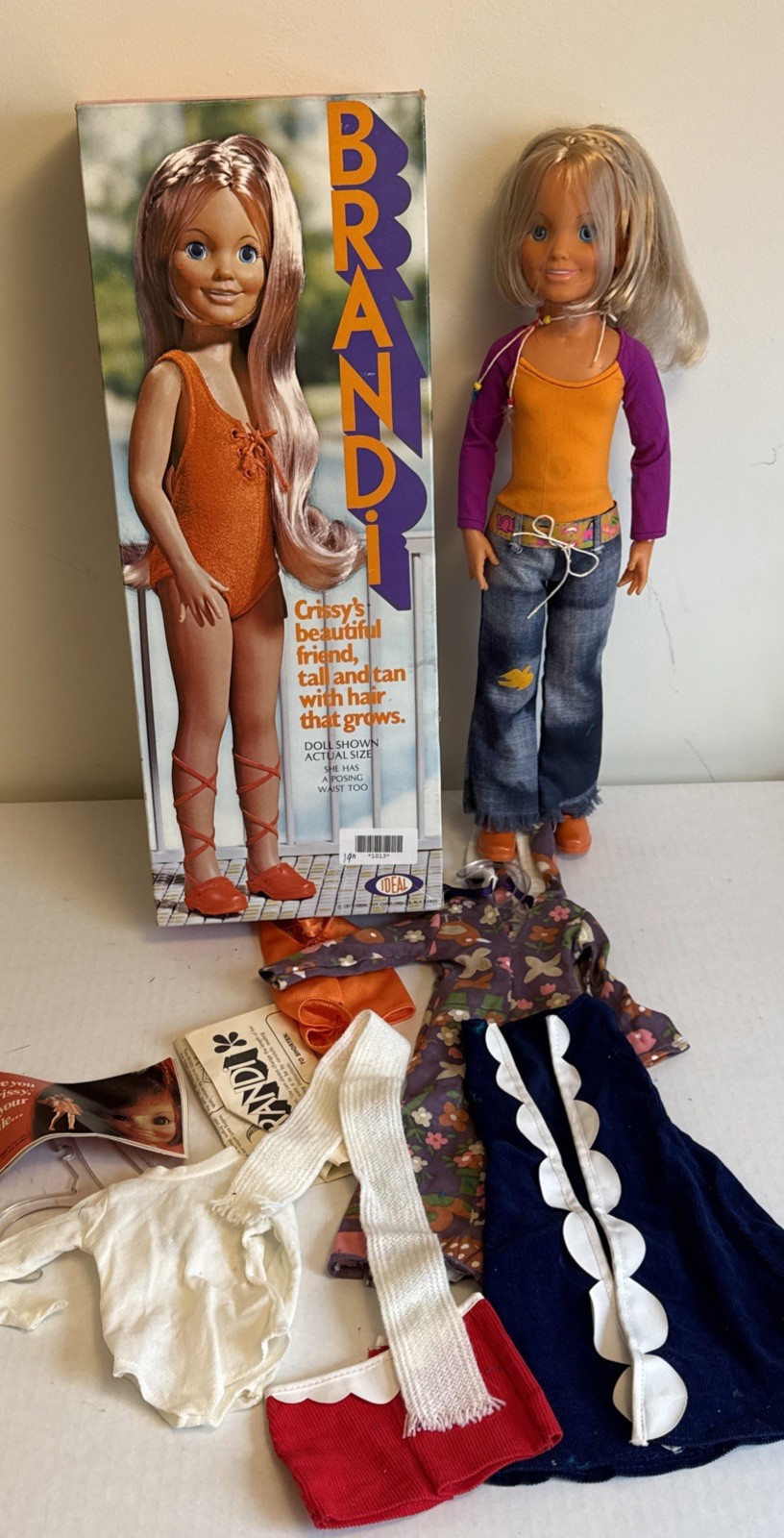 Vtg 1971 Ideal Brandi Funky Feathers & Rare Clothing Lot Excellent Condition Vtg 1971 Ideal Brandi Funky Feathers & Rare Clothing Lot Excellent Condition