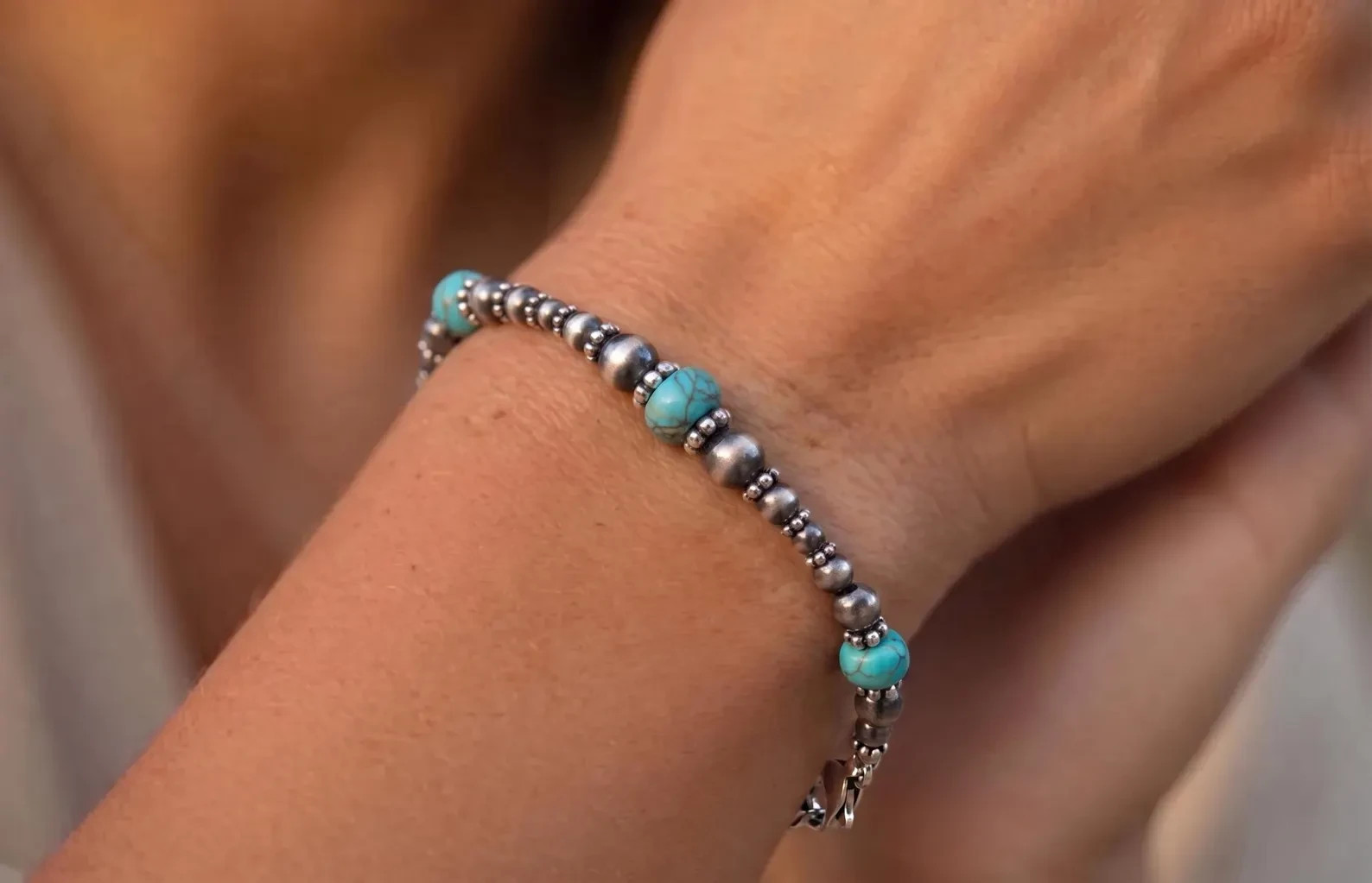Kingman Turquoise Bracelet, Sterling Silver Southwestern Navajo Pearls, 6mm