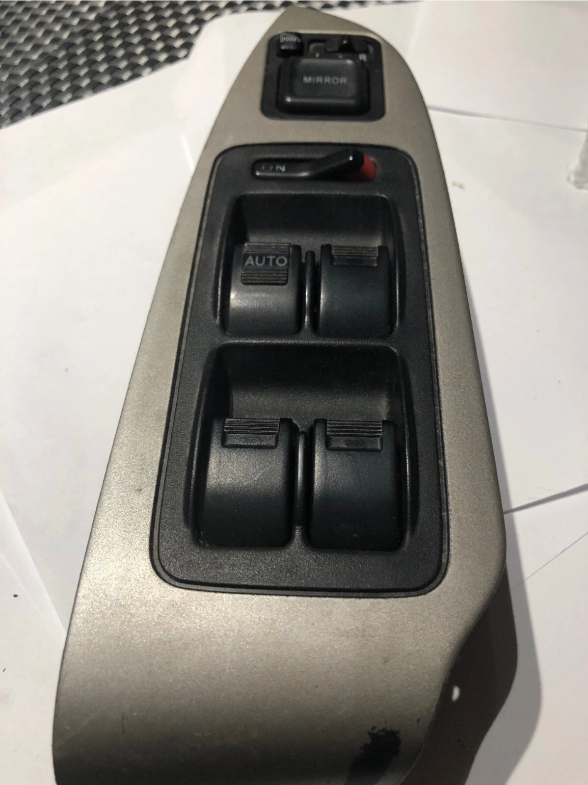 2003-2008 Honda Pilot OEM  Master Power Window Switch Control