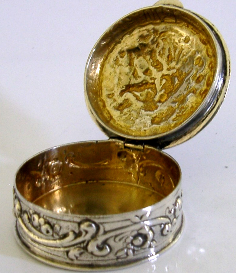 GERMAN SOLID SILVER BOX c1920 ANTIQUE 19th CENTURY SCENE 40g