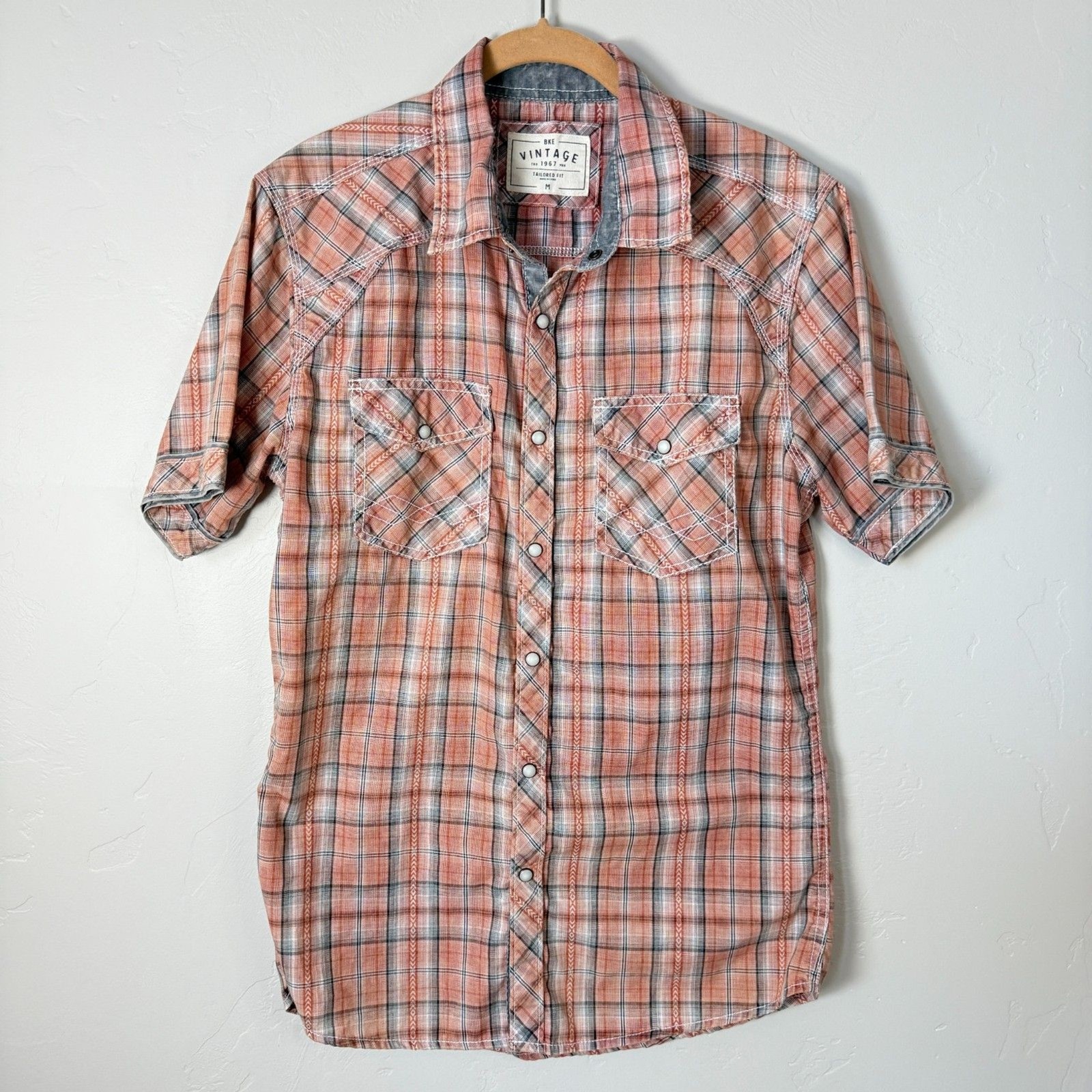 BKE Vintage Western Snap Shirt Mens M Tailored Fit Pearl Snap Plaid Salmon EUC