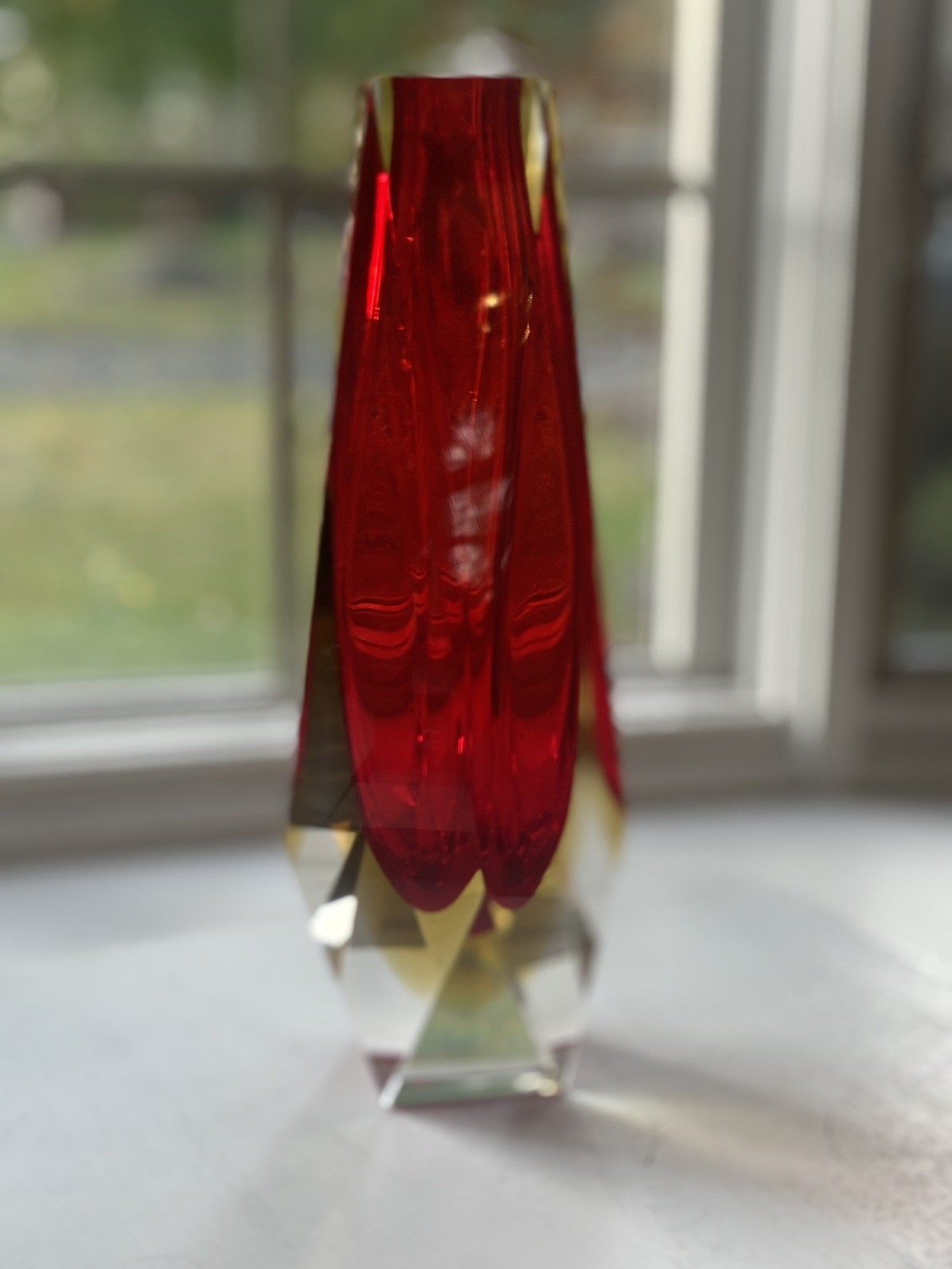 Italian Mid-Century Sommerso Murano Faceted Vase by Alessandro Mandruzzato Italian Mid-Century Sommerso Murano Faceted Vase by Alessandro Mandruzzato