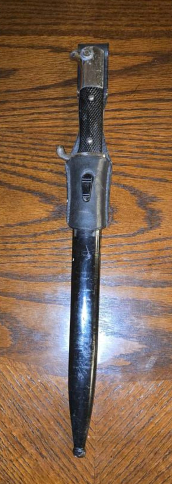 Vintage WWII 1944 Original Steel Spear Point Bayonet w/ Black Scabbard Sheath Vintage WWII 1944 Original Steel Spear Point Bayonet w/ Black Scabbard Sheath