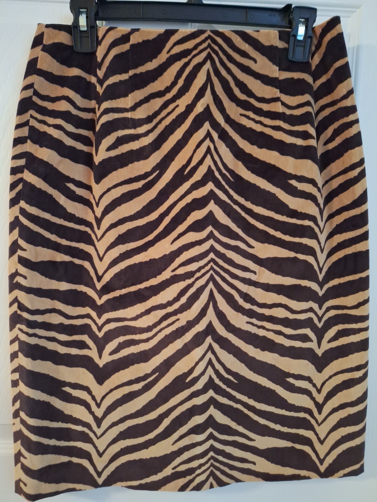 NWT TALBOTS WOMEN\'S PETITES Stretch Pencil Skirts Animal Print Size 8