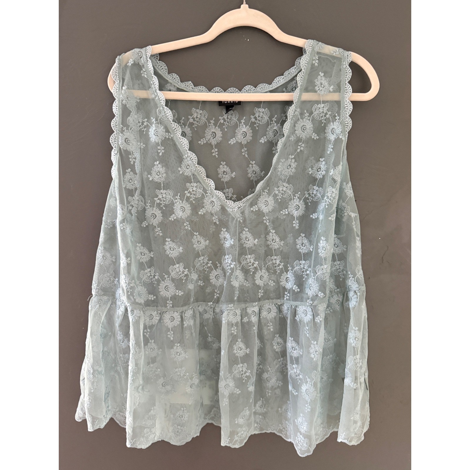 Torrid Womens Sage Green Floral Embroidered Sheer Mesh Babydoll Top Size 1 XL