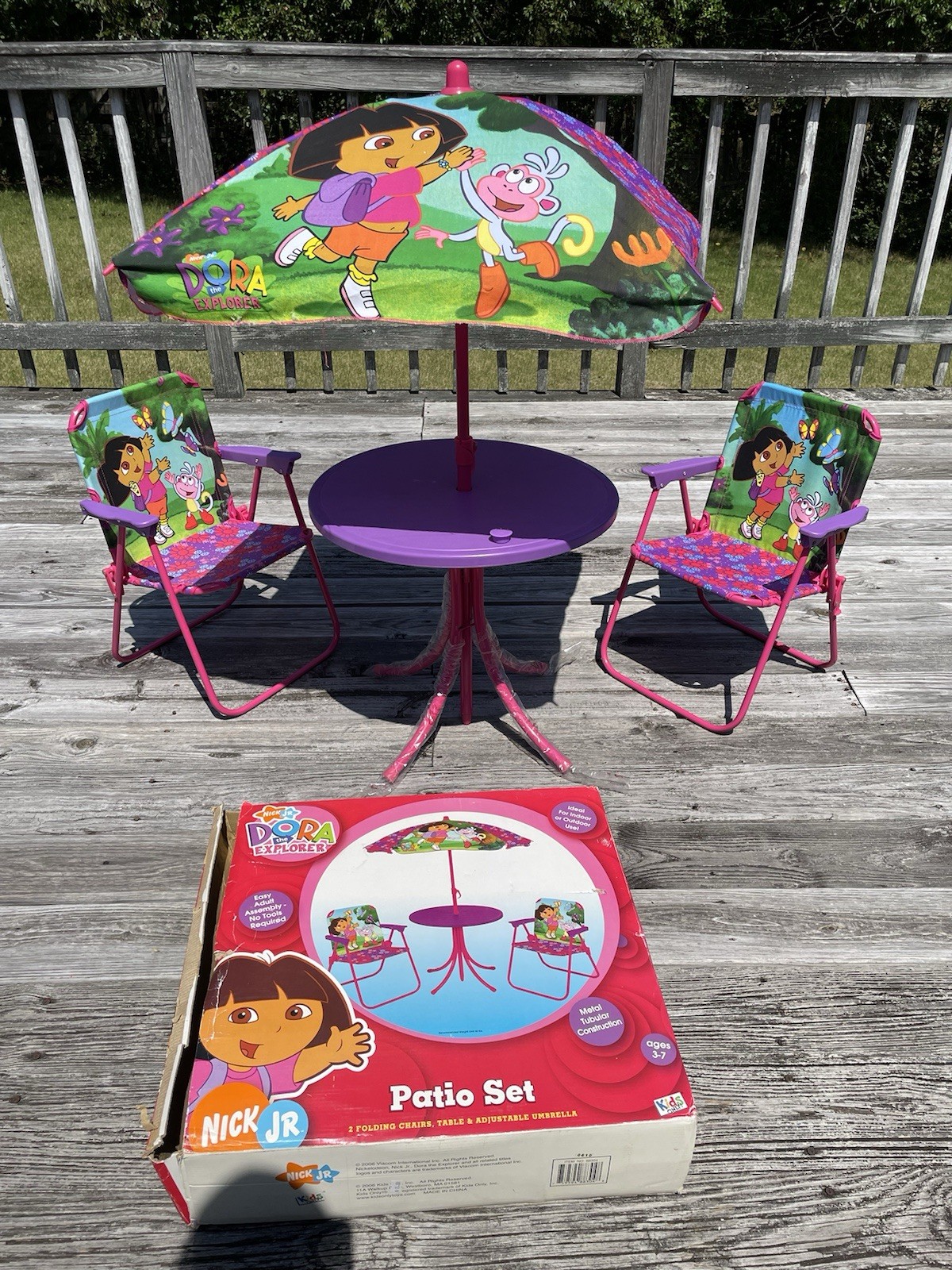 2003 Dora The Explorer Patio Set Table 2 Folding Chairs & Umbrella READ