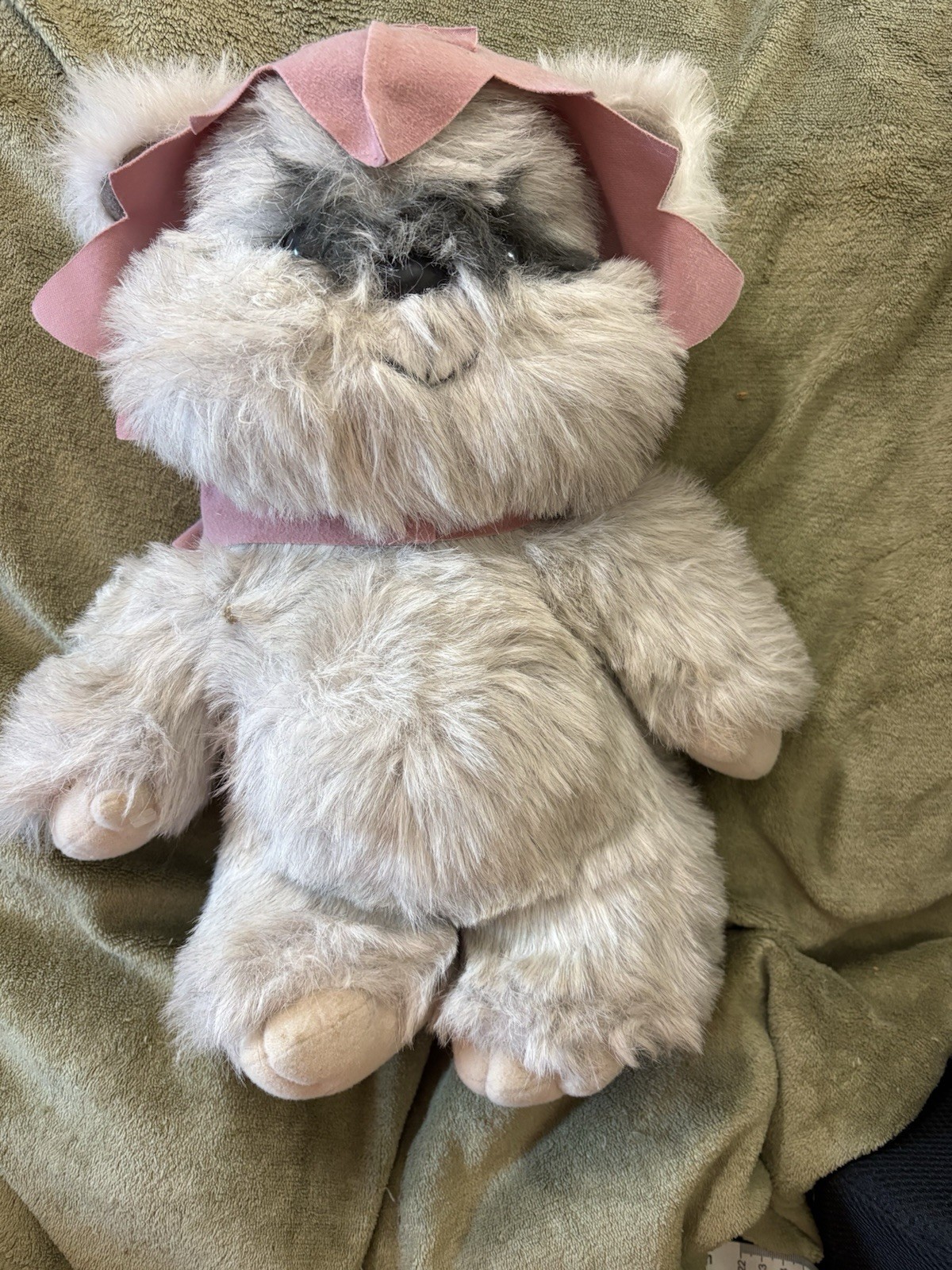 Vintage 1983 Kenner Star Wars Princess Kneesaa Ewok Plush W/a Pink Hood/cape Vintage 1983 Kenner Star Wars Princess Kneesaa Ewok Plush W/a Pink Hood/cape