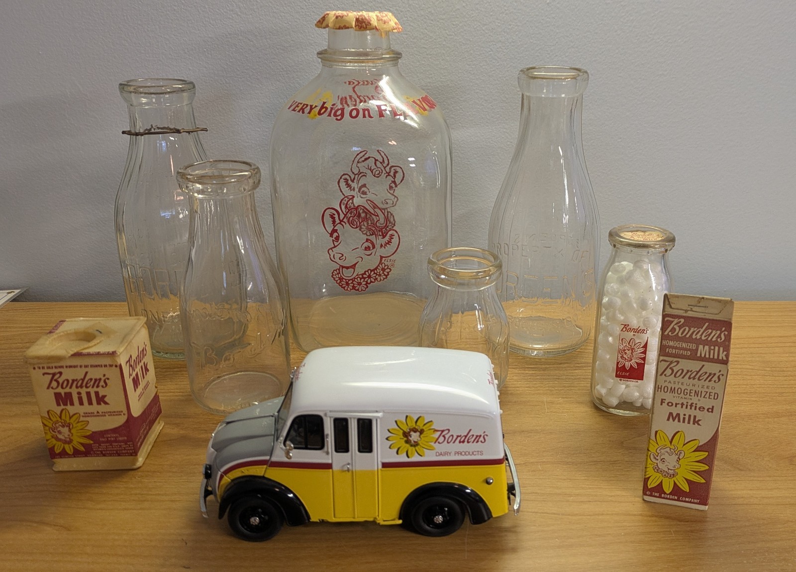 Vintage Borden's Dairy Advertising Collection Lot 1929-1969 Glass and Paper
