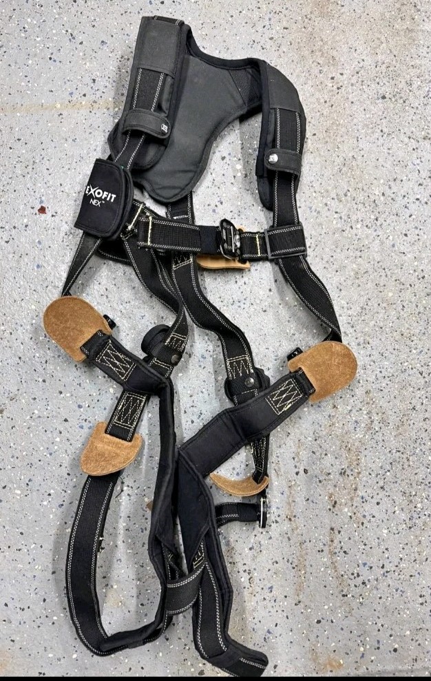 3M Exofit Nex Arcflash Dbi Sala  Safety Harness Model#1103086C Medium  ARC Flash