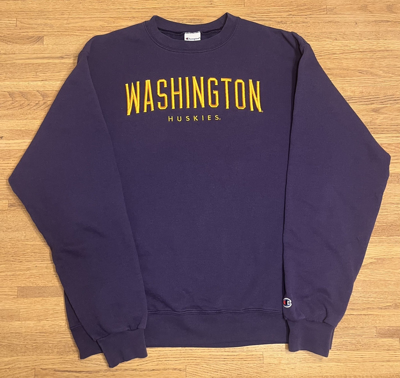 Vintage Washington Huskies Champion Crewneck Stitched Spell-Out (L) 