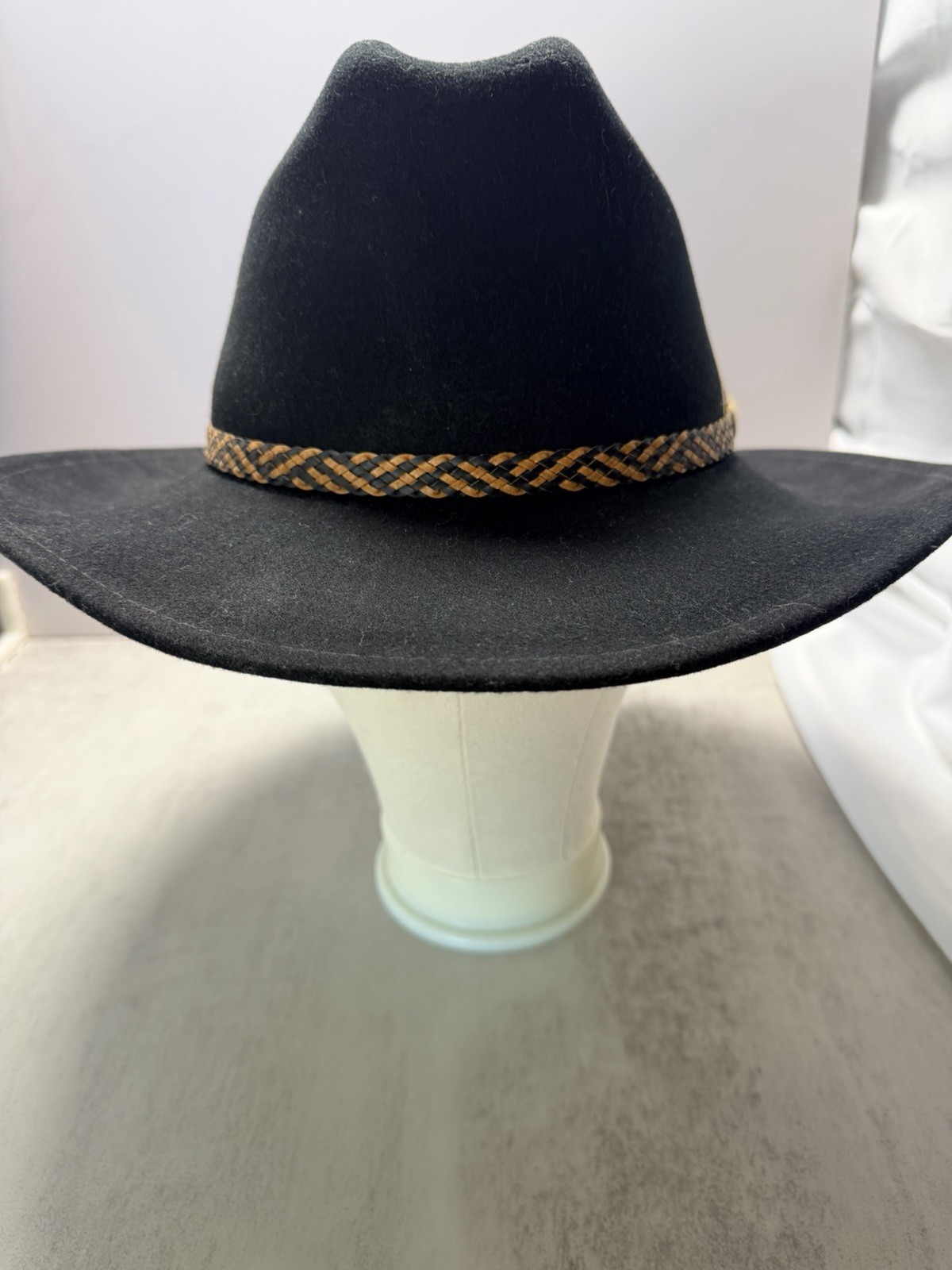 VTG J Hats Americana Cowboy Hat 100% Wool Felt Black Broken Hat Band/Feather