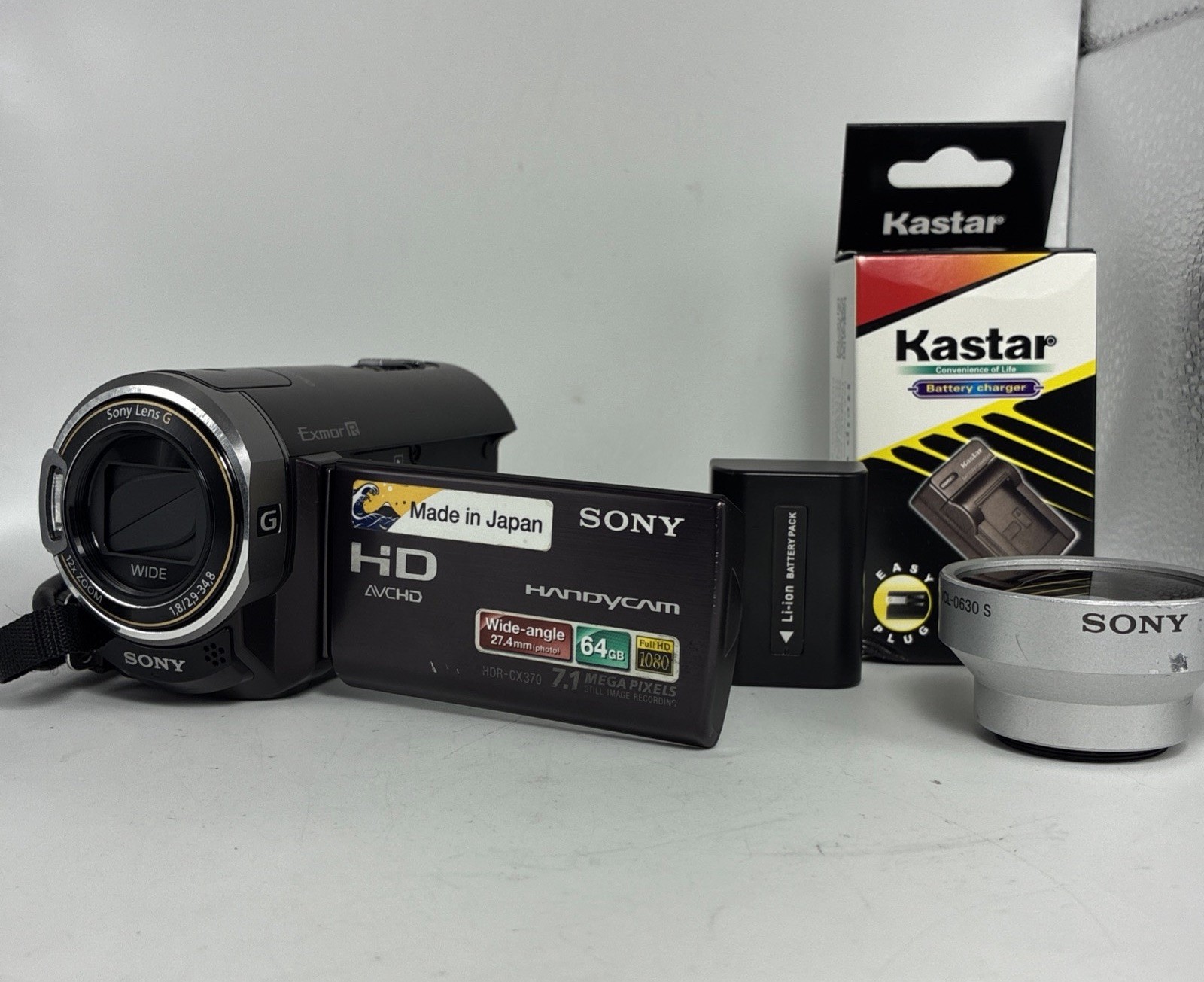 Sony HDR-CX370 HD Handycam Camcorder With Battery Charger+ Wide Lens *Tested* Sony HDR-CX370 HD Handycam Camcorder With Battery Charger+ Wide Lens *Tested*