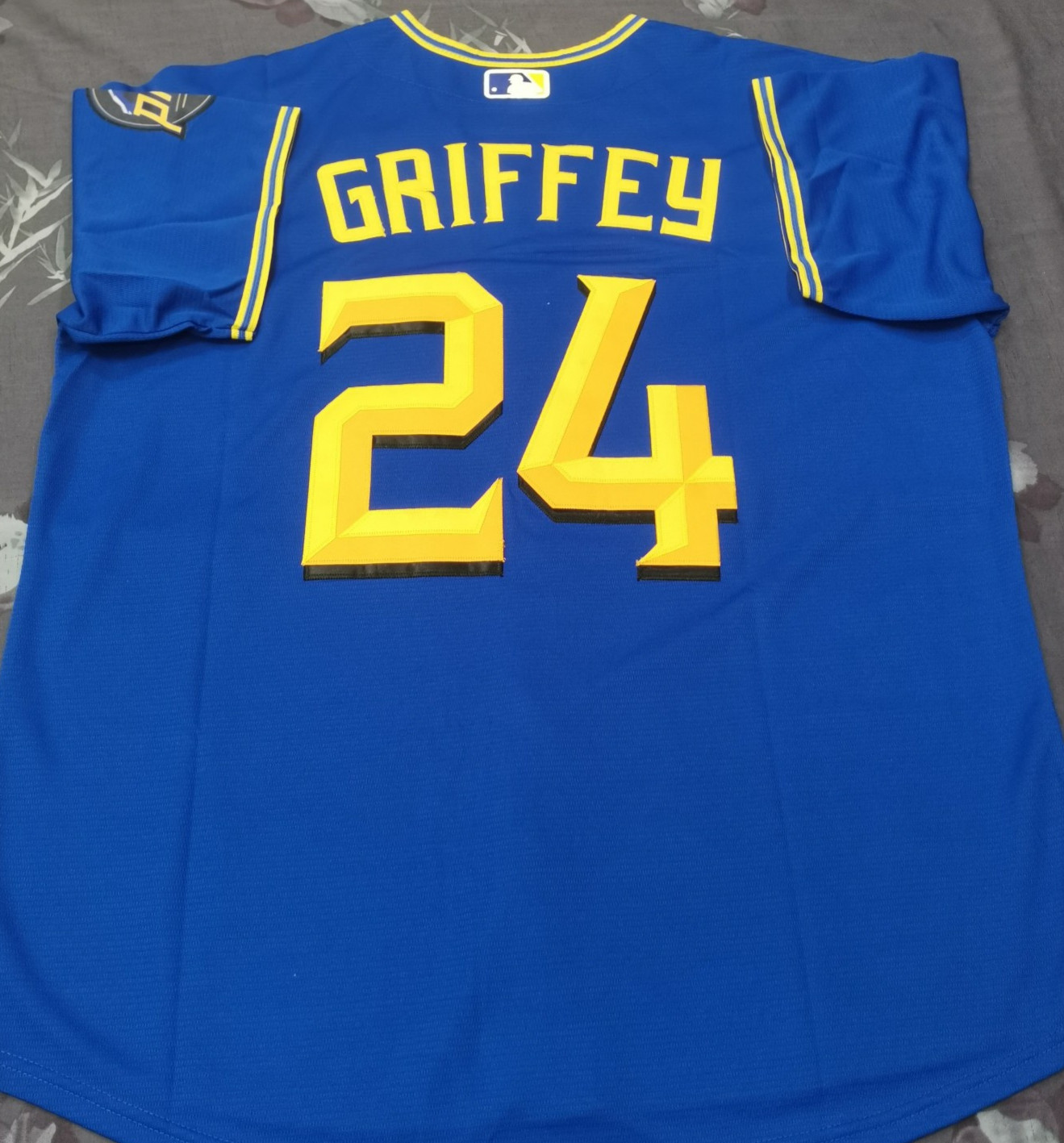 Ken Griffey Jr. #24 SEA Mariners City Connect Royal Cool Base Stitched Jersey.