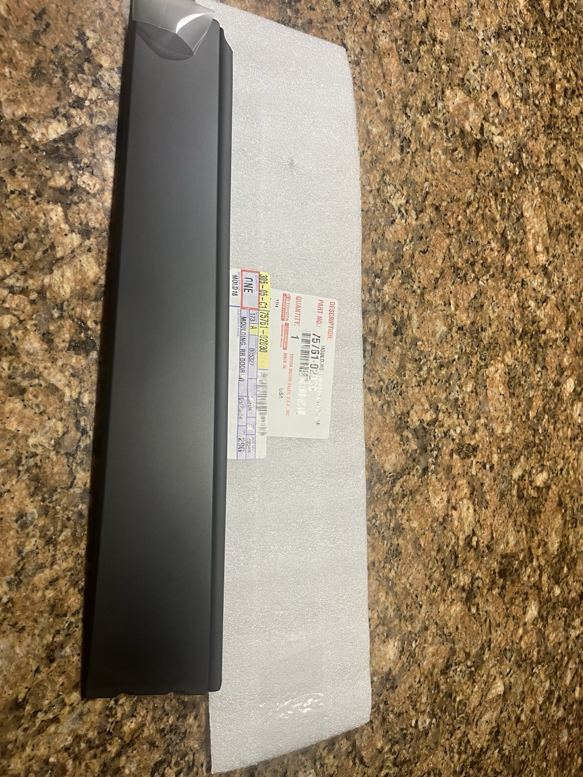 Genuine Toyota Frame Molding 75761-02030