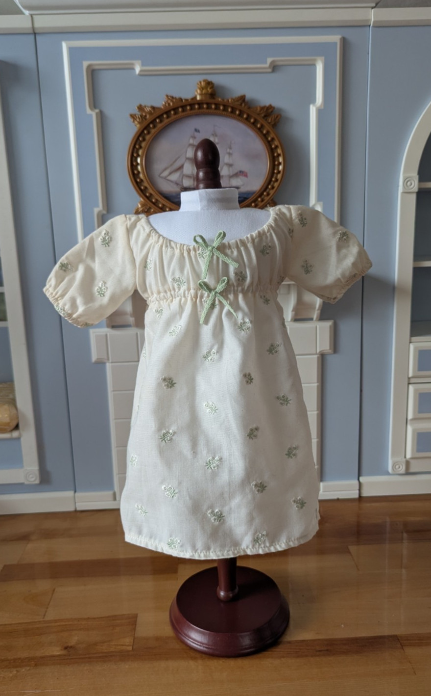 American Girl Marie Grace Nightgown Cream Green Embroidered Doll Pjs Pajama Gown American Girl Marie Grace Nightgown Cream Green Embroidered Doll Pjs Pajama Gown