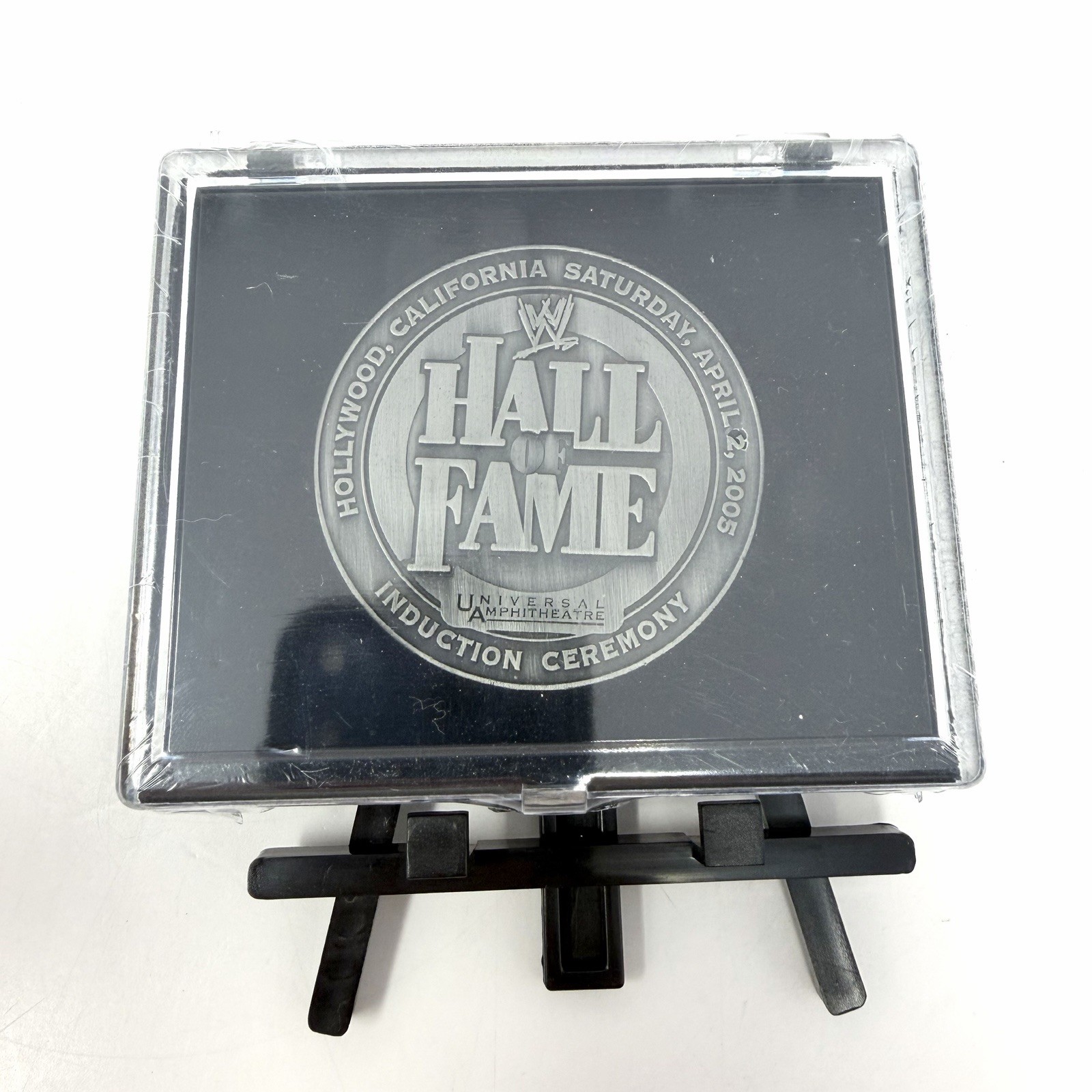 WWE WWF 2005 Hall Of Fame Induction Coin SEALED W/ Stand HULK HOGAN RODDY PIPER WWE WWF 2005 Hall Of Fame Induction Coin SEALED W/ Stand HULK HOGAN RODDY PIPER