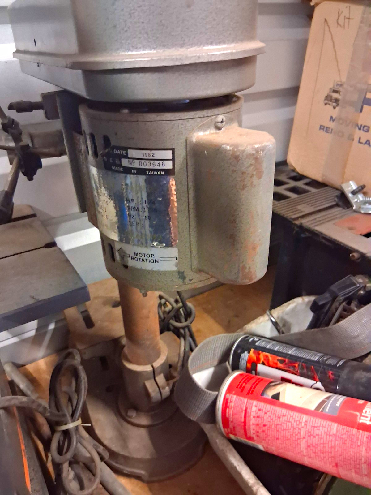 Vintage Bench Drill Press 1962 Electric Manual 1/2hp 115V 1/4in Chuck