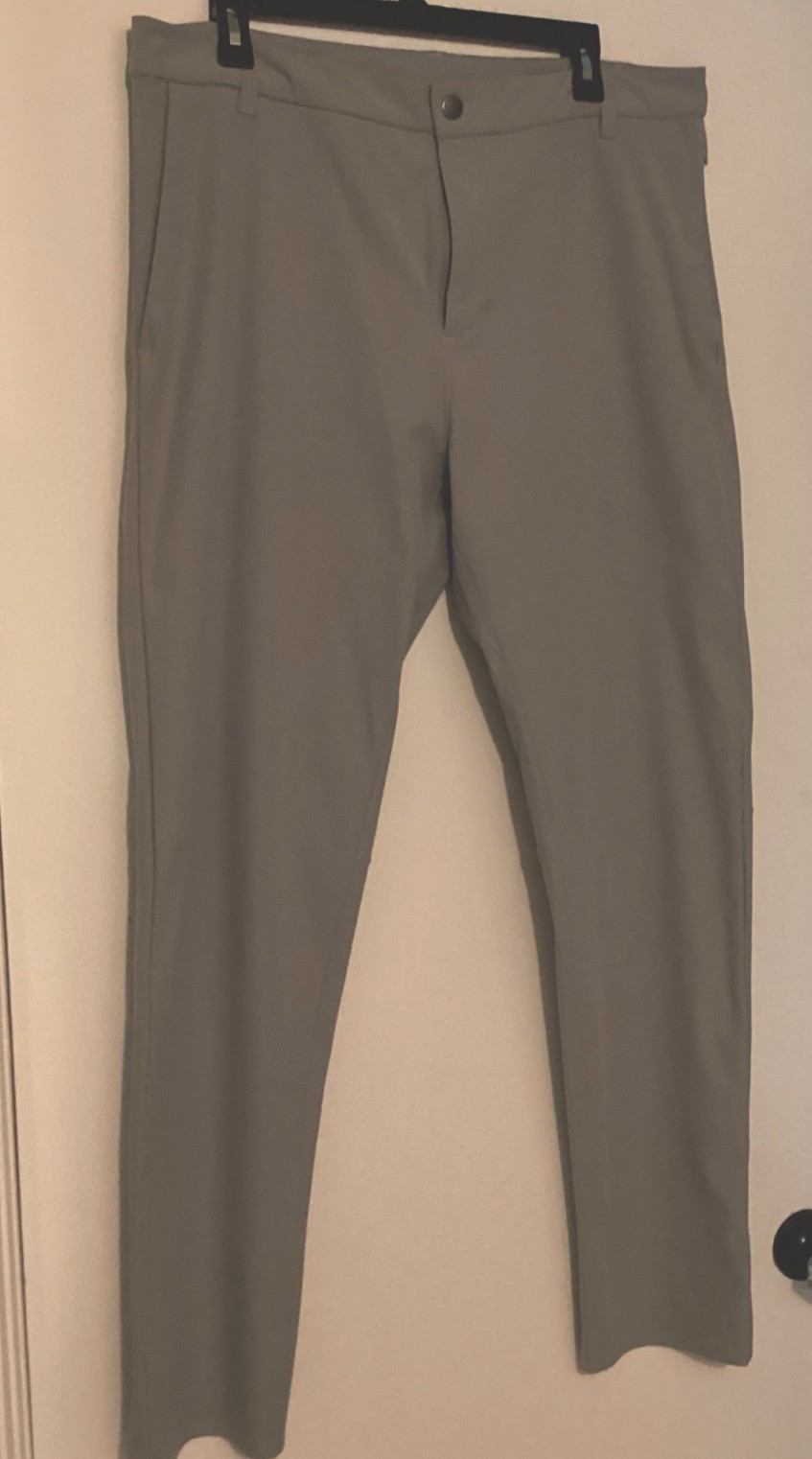 Men\'s Lululemon Commission Slim Fit Pants Warpstreme Gray Size 38”x32”