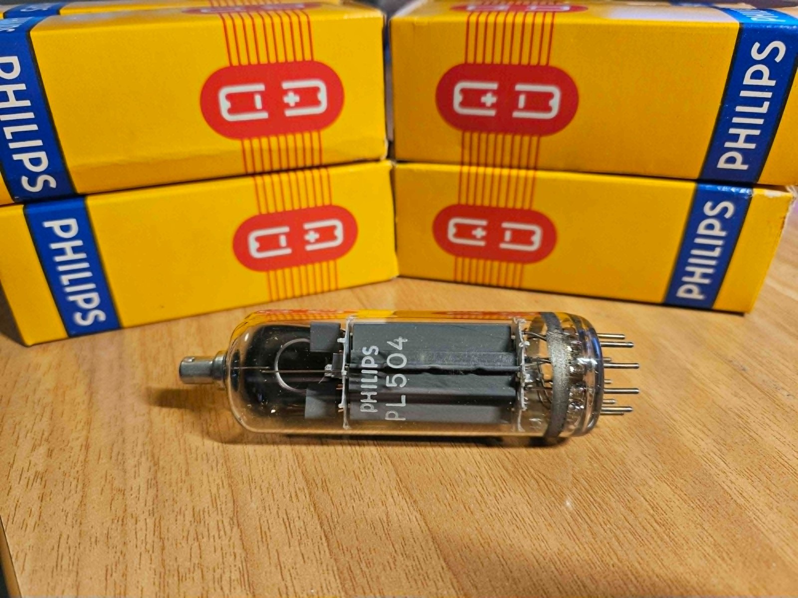 2x NOS PHILIPS PL504 Vacuum Tubes - Tested with Multimeter - New in Original Box