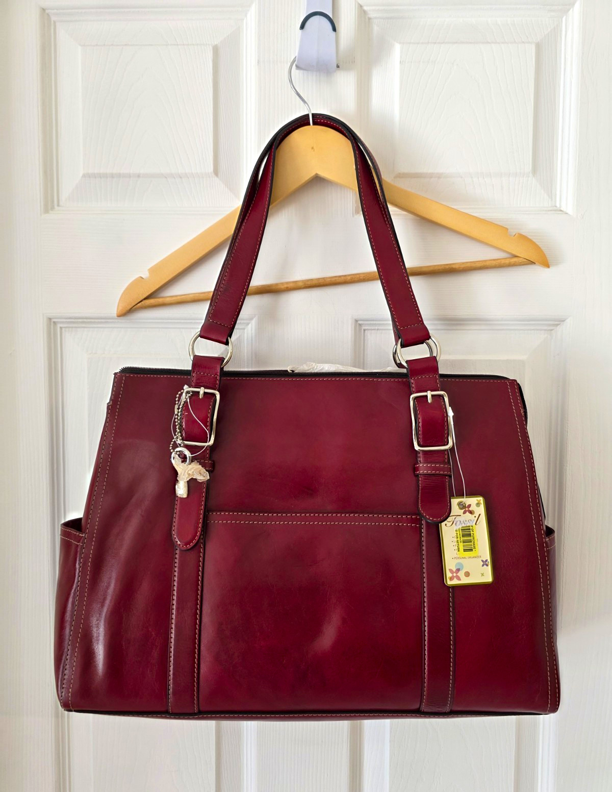 VTG Y2K Fossil Burgundy Leather Tote NOS Pockets Bottom Studs Authentic New 