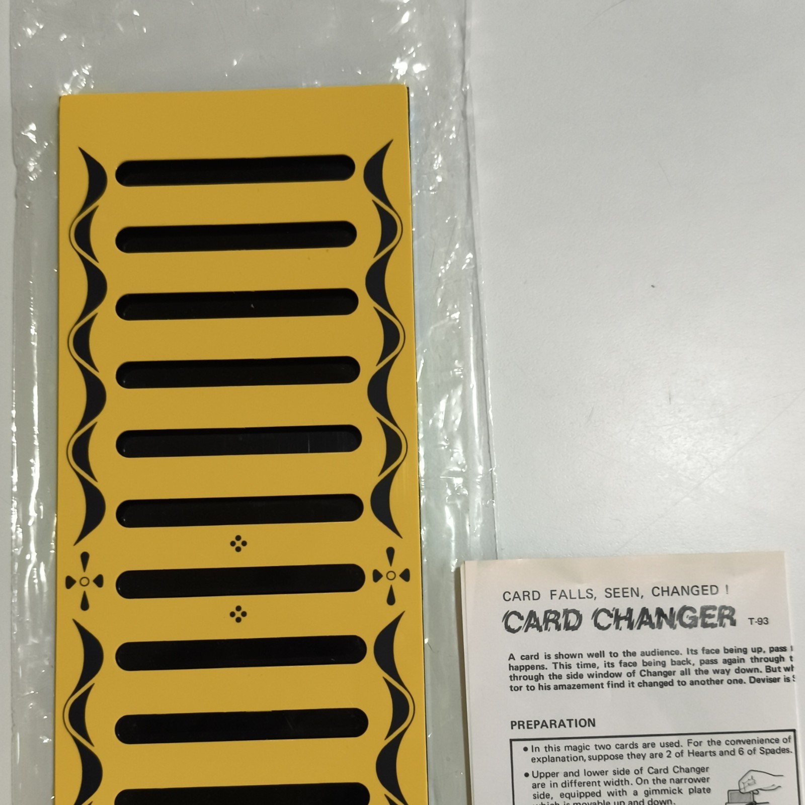 Tenyo 93 Card Changer Magic Makeup with Instructions 