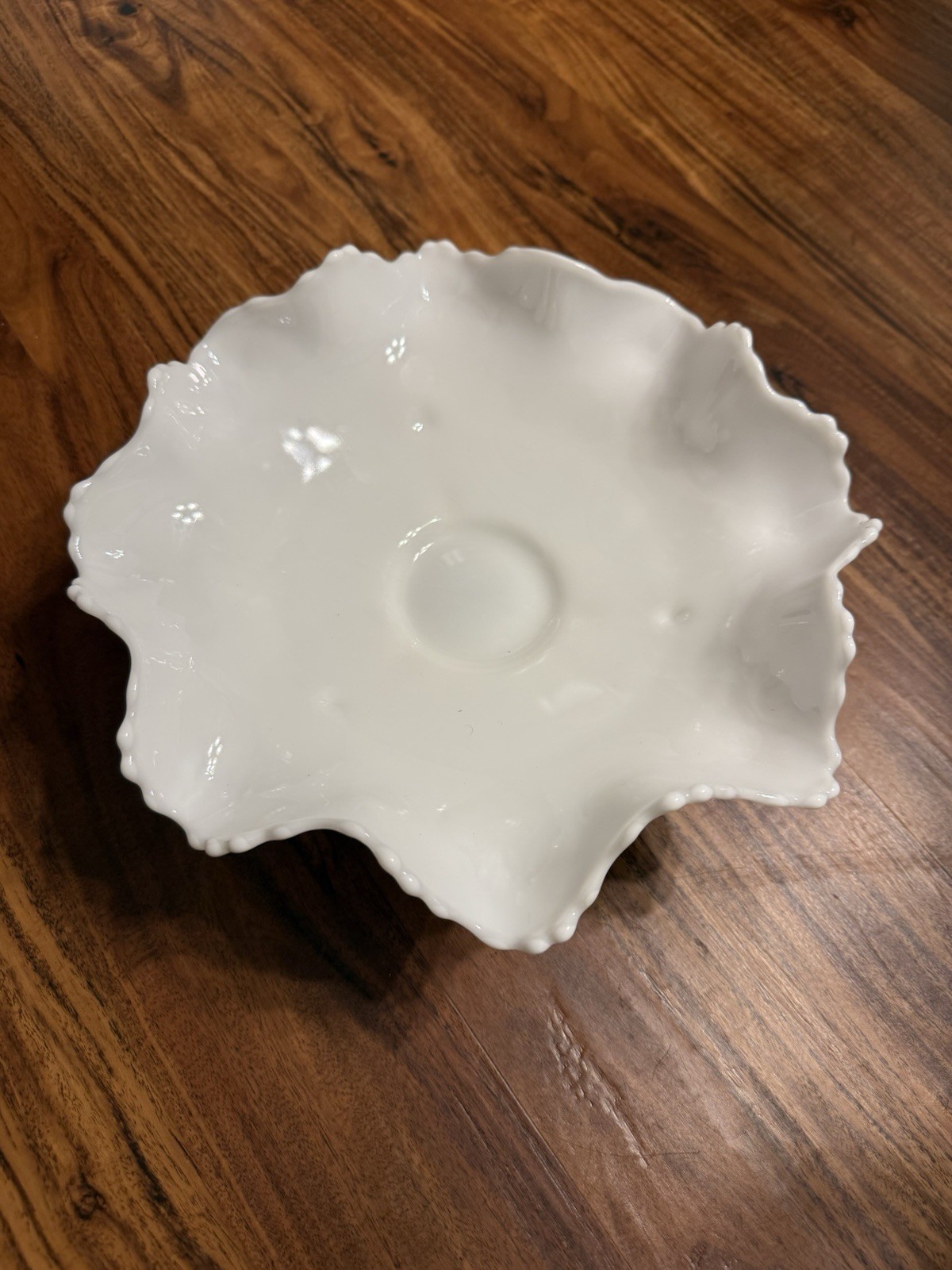 Fenton Leaf Rare Milk Glass White Bowl Fenton Leaf Rare Milk Glass White Bowl
