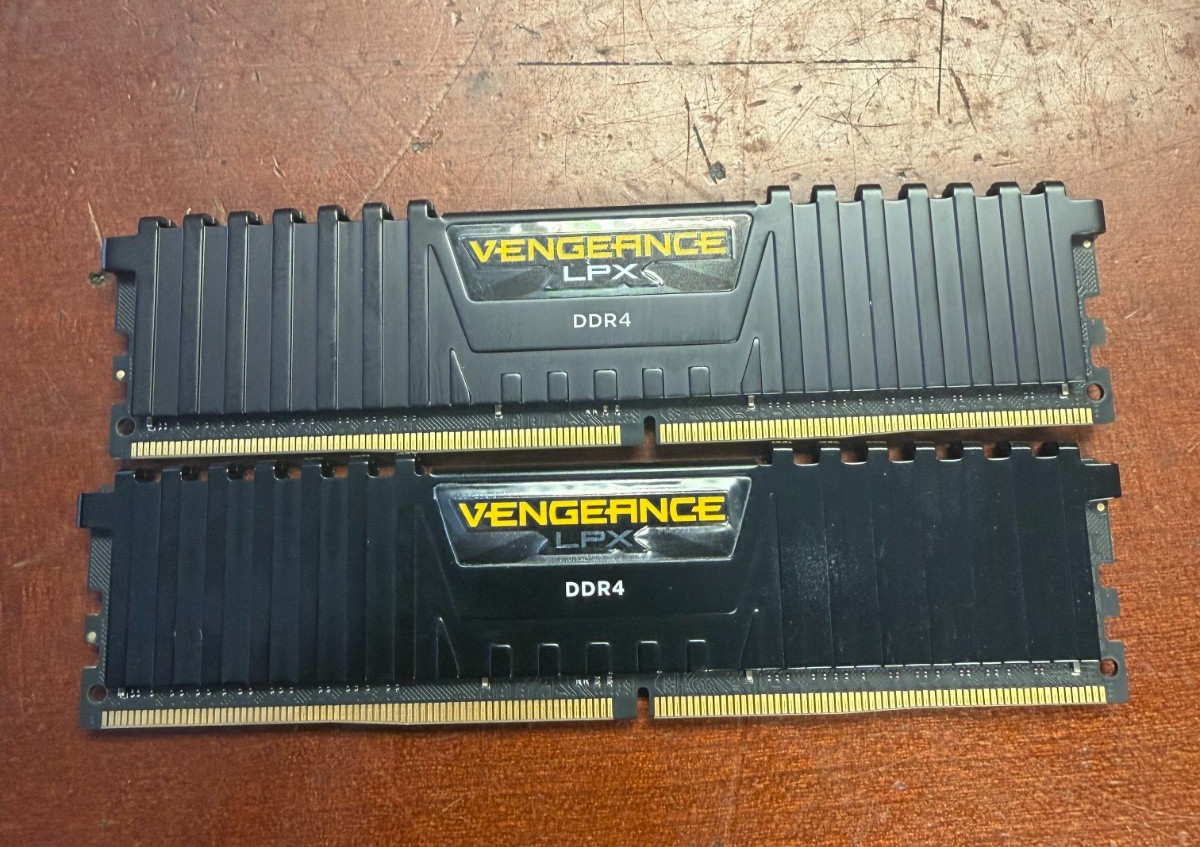 Corsair Vengeance LPX 32GB 2X16GB DDR4 RAM 3000MHz CMK32GX4M2B3000C15 Corsair Vengeance LPX 32GB 2X16GB DDR4 RAM 3000MHz CMK32GX4M2B3000C15