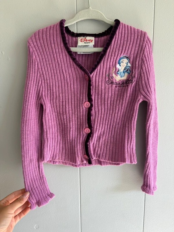 Vintage Disney Girls XS Toddler Fits 3T Knit Purple Princess Snow White Cardigan Vintage Disney Girls XS Toddler Fits 3T Knit Purple Princess Snow White Cardigan