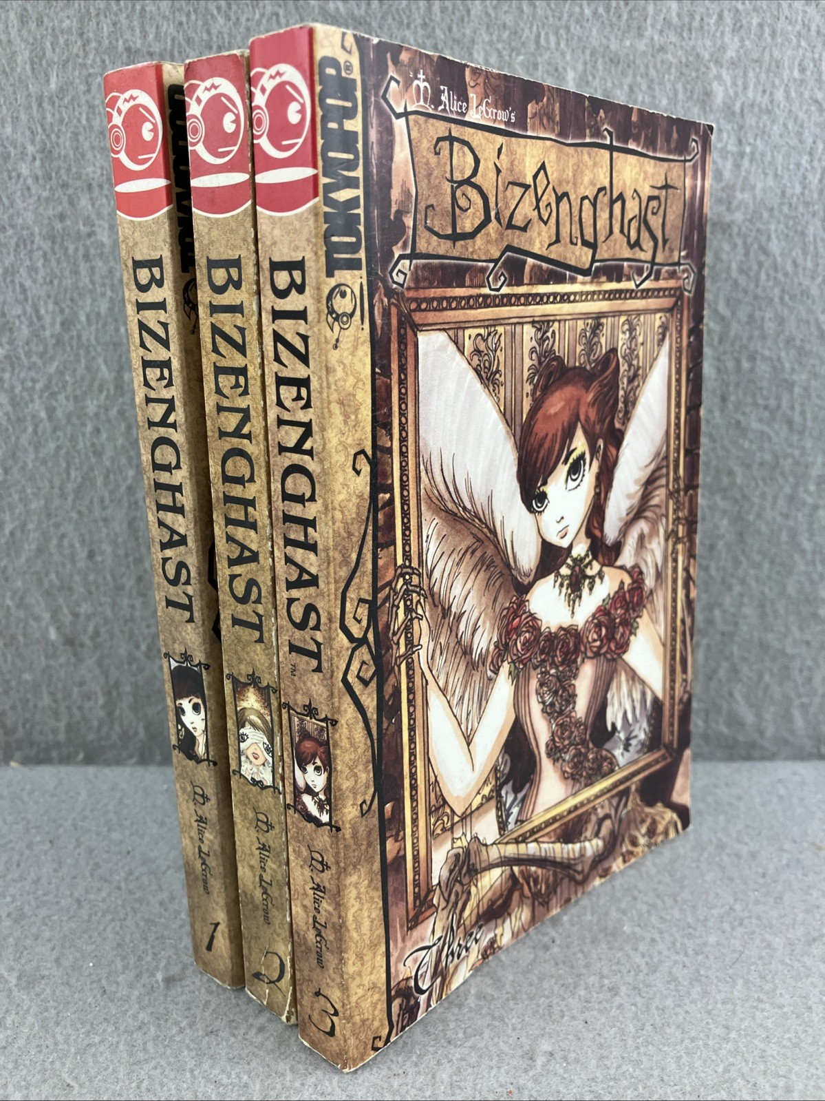 Bizenghast Manga Lot English Volumes 1-3 M. Alice LeGrow 1 2 3 (3 Vols) Illustra Bizenghast Manga Lot English Volumes 1-3 M. Alice LeGrow 1 2 3 (3 Vols) Illustra