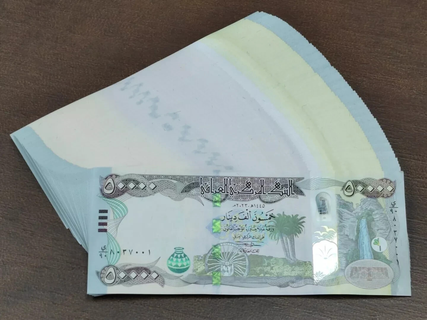 1/2 Million IRAQI DINAR 500,000 10x 50,000 Guaranteed AUTHENTIC UNCIRCULATED - 1/2 Million IRAQI DINAR 500,000 10x 50,000 Guaranteed AUTHENTIC UNCIRCULATED -