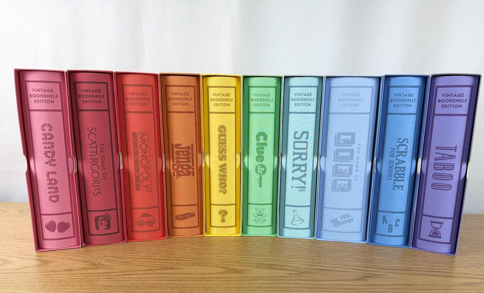 Linen Vintage Bookshelf Game 10 Pack with Junior Editions WS Game Co Open Box
