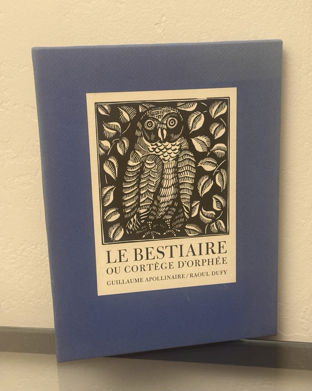 Le Bestiaire Ou Cortege D'Orphee by Guillaume Apollinaire 1977 HC / Slipcover Le Bestiaire Ou Cortege D'Orphee by Guillaume Apollinaire 1977 HC / Slipcover