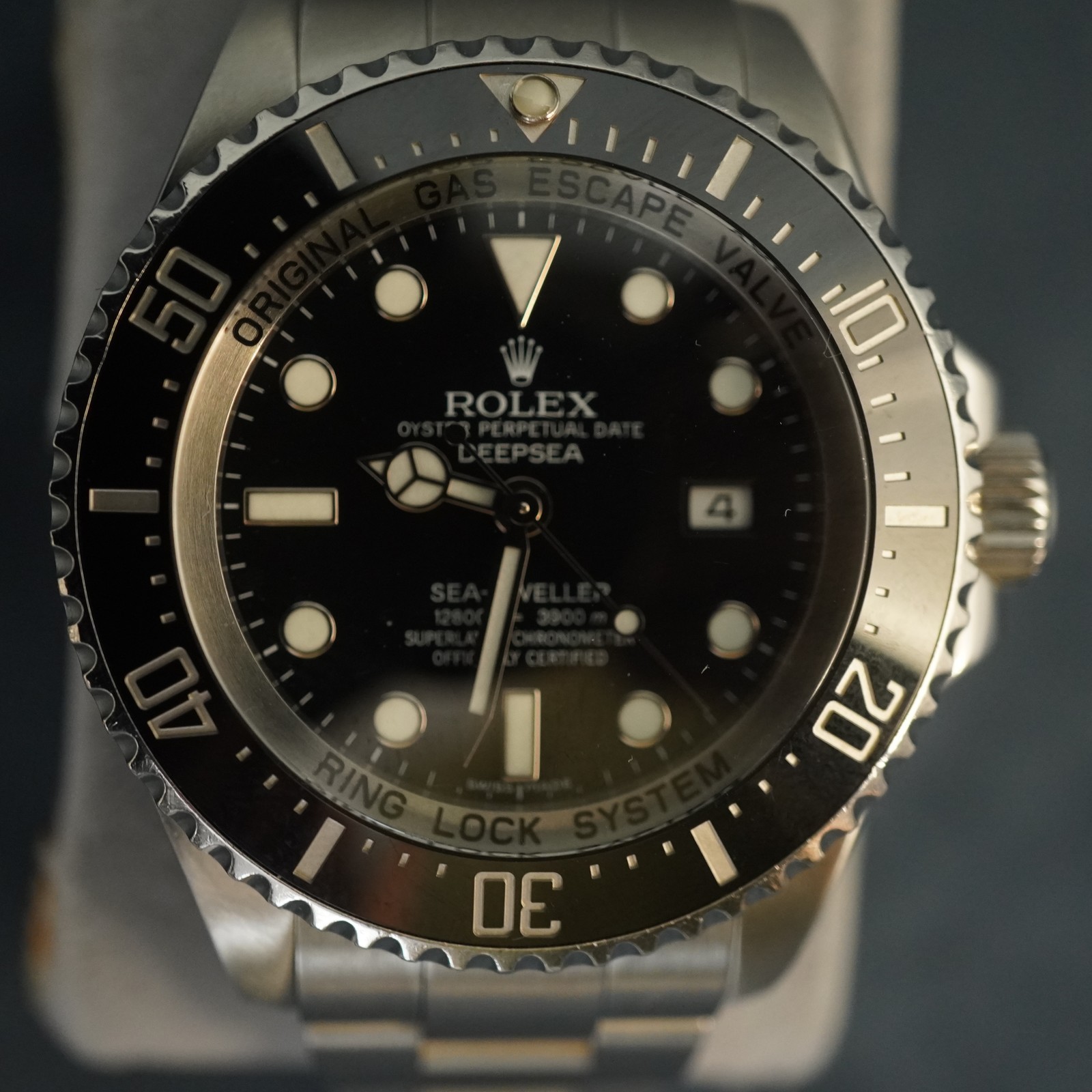 ROLEX Sea Dweller Deepsea 44mm Black Dial Ceramic Bezel Steel Watch 116660