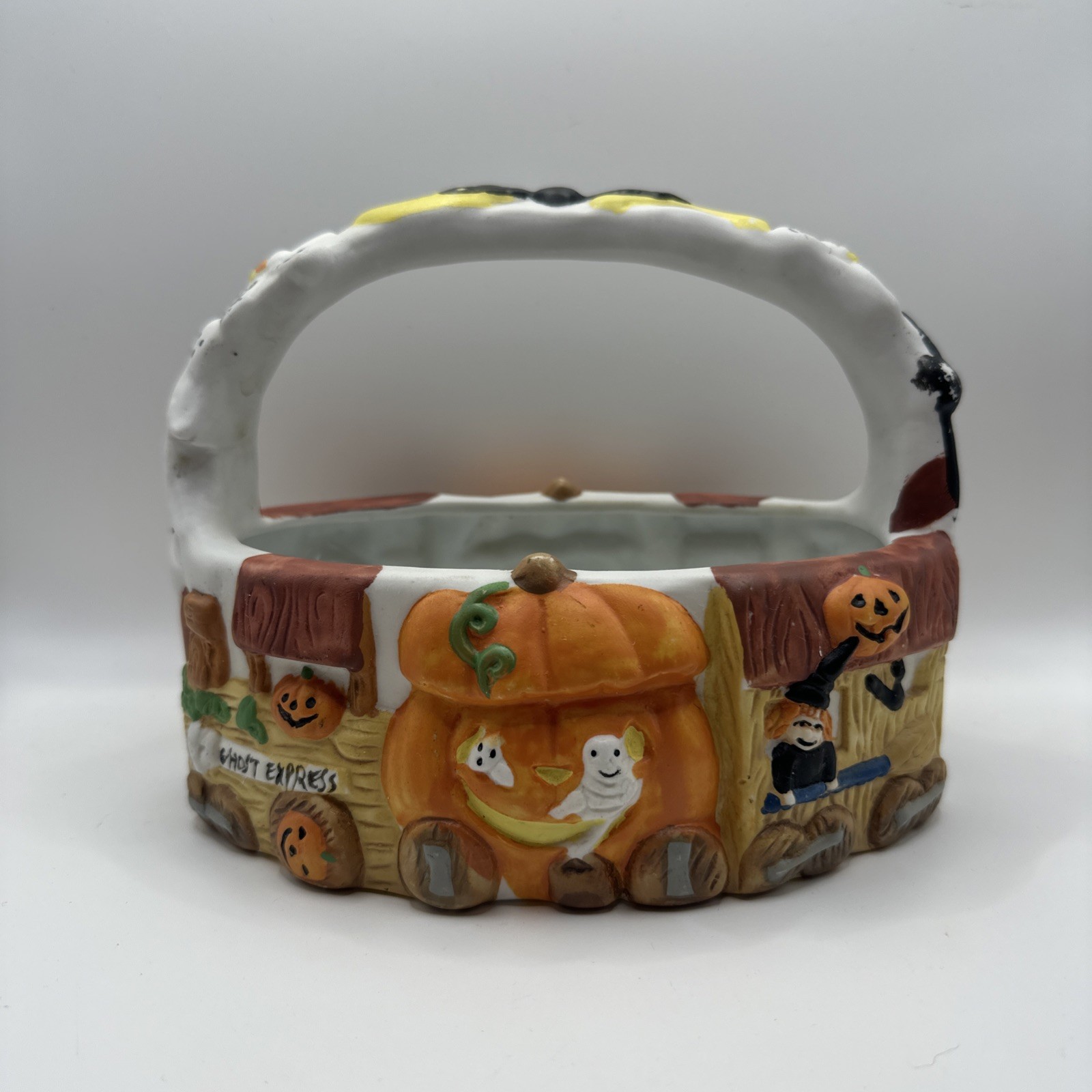 ABC Distribution Halloween Ceramic Basket #2 Vintage RARE 1994 Nostalgia 