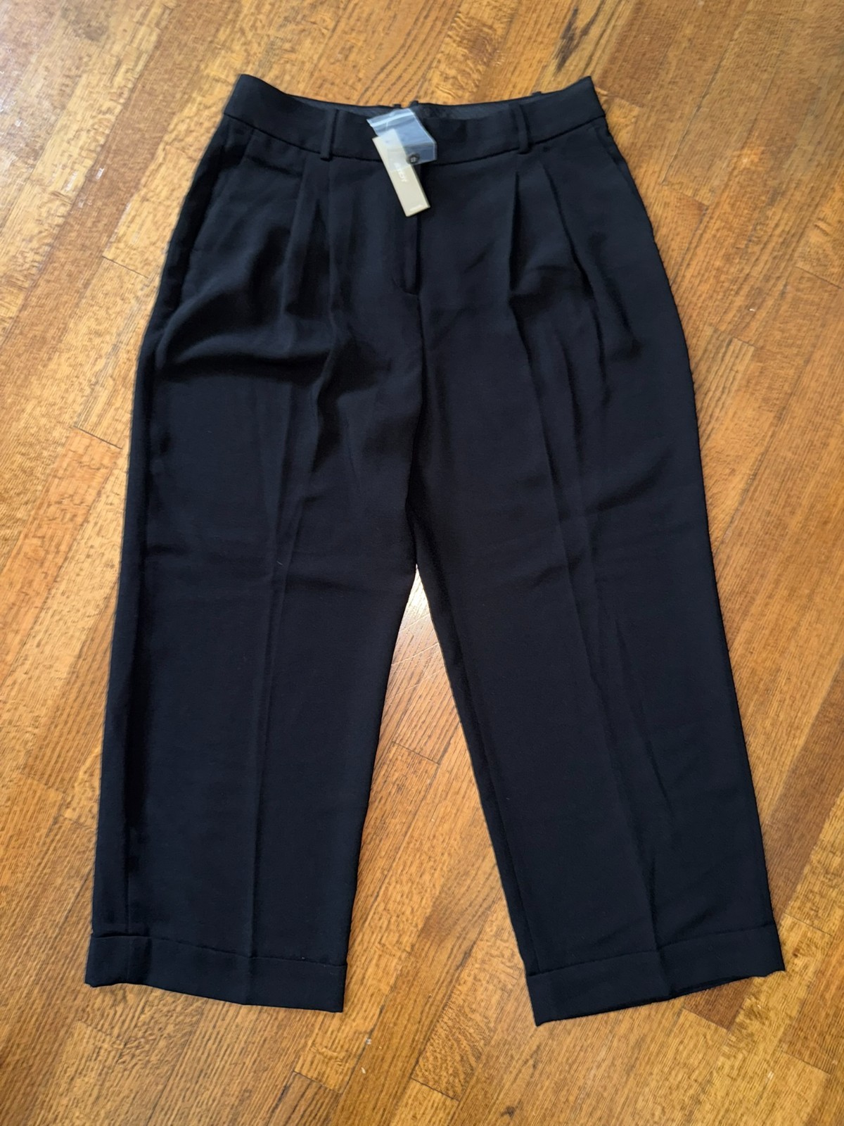 NWT J.Crew Essential Wide-Leg Pleated Pants in City Crepe NWT J.Crew Essential Wide-Leg Pleated Pants in City Crepe