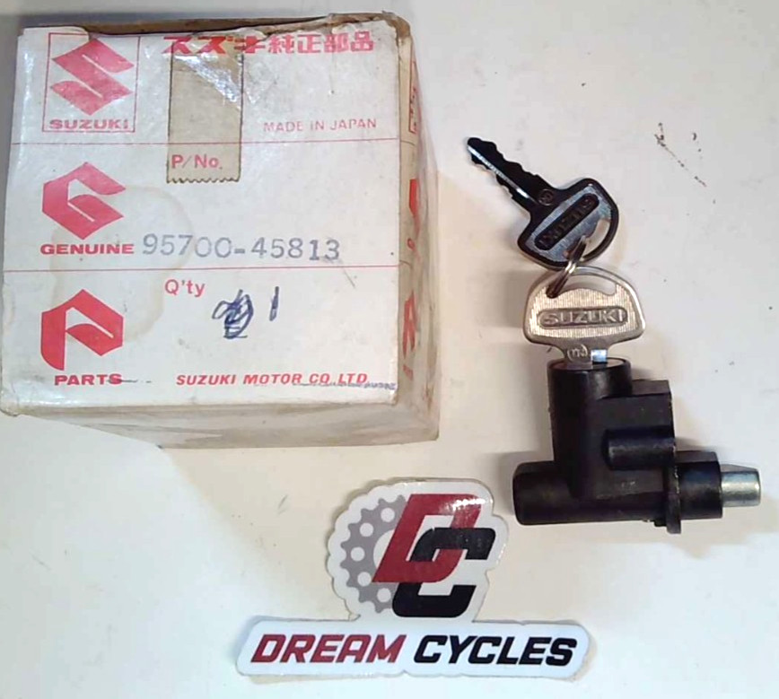 NOS GENUINE SUZUKI SEAT LOCK/W KEYS OEM 95700-45813 GS 400 550 750 850 1000 GT