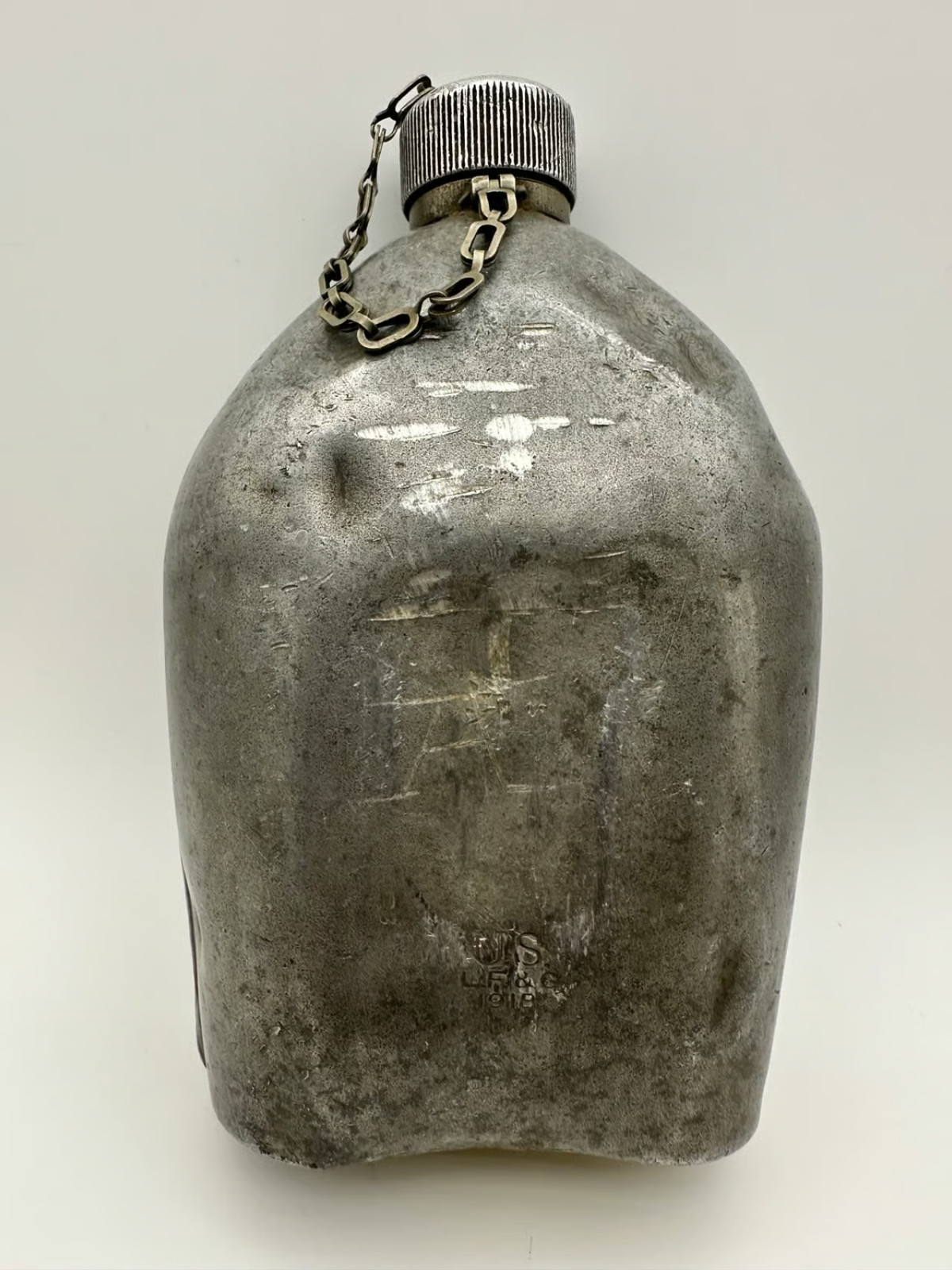 Vintage Original WWI US Canteen L. F. & C Dated 1918 Aluminum Vintage Original WWI US Canteen L. F. & C Dated 1918 Aluminum