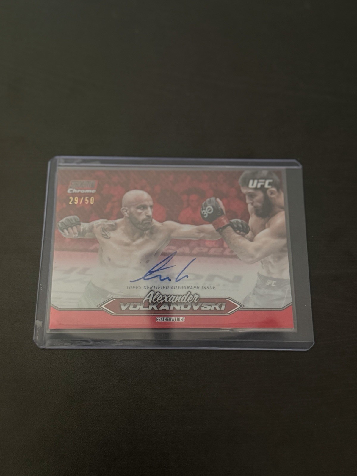 2025 Topps Stadium Club Chrome Red Refractor Auto Alexander Volkanovski 29/50 
