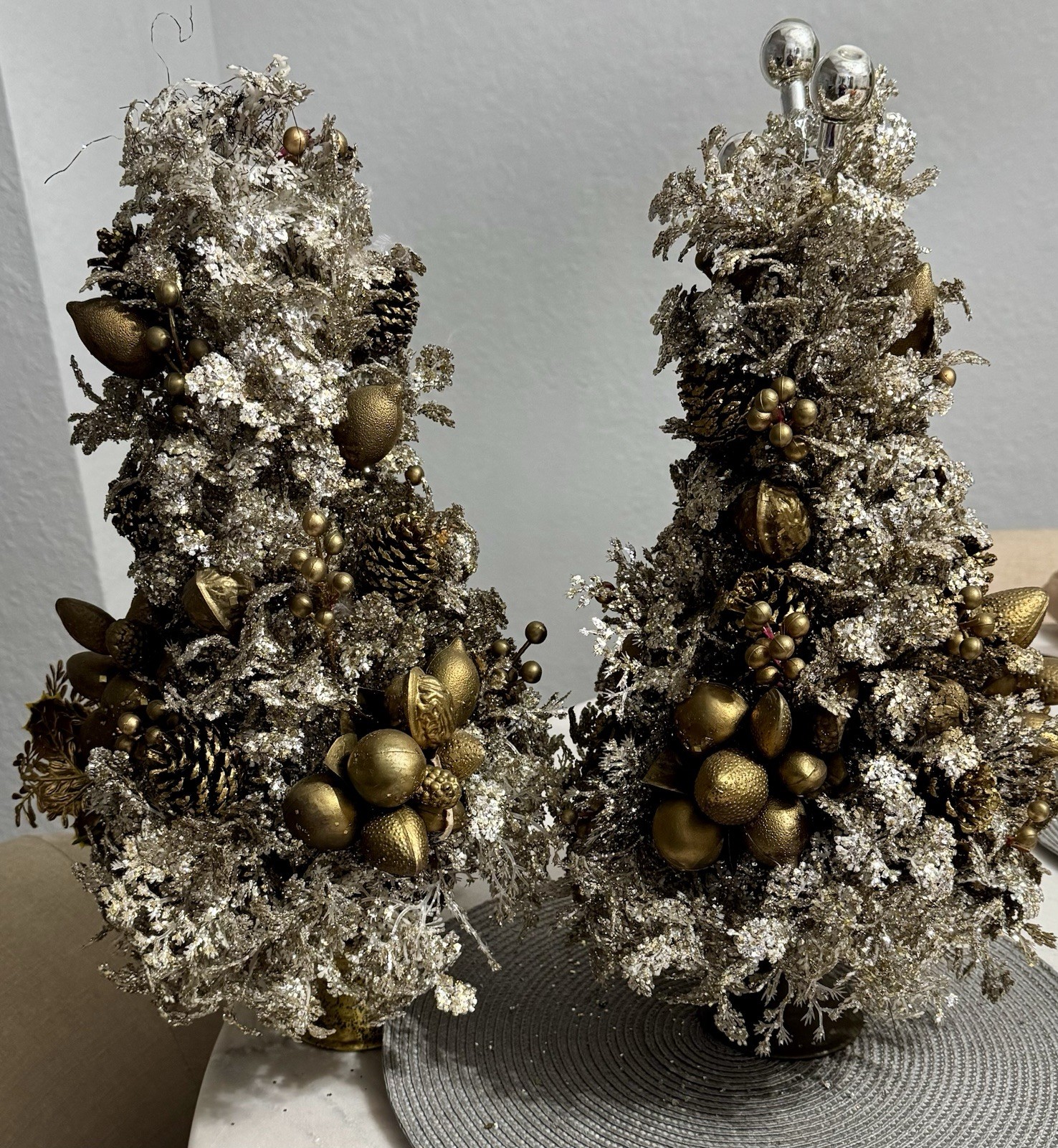 Vintage Pair (2) 17.5\