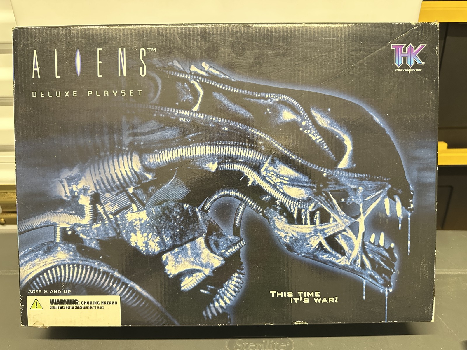 2004 Vintage Aliens Deluxe Playset Box Tree House Kids Colonial Marines Figures