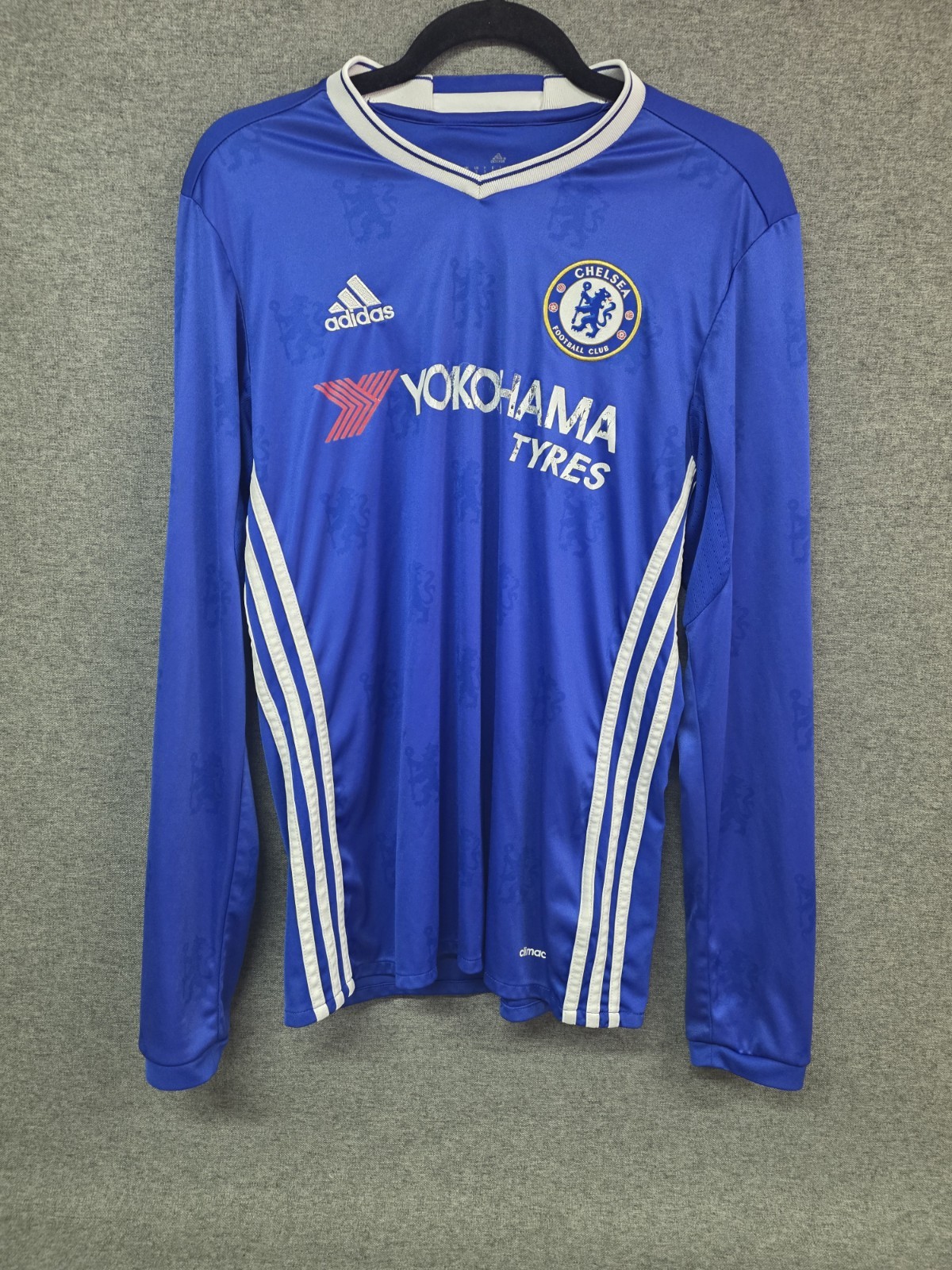 2016/17 Chelsea Home Shirt Size Small long sleeve 2016/17 Chelsea Home Shirt Size Small long sleeve