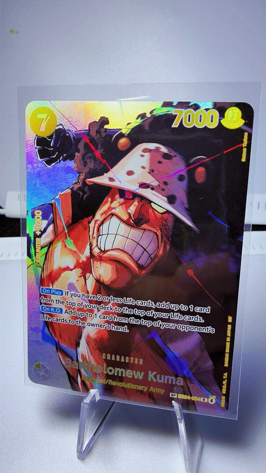 Bandai One Piece CCG Bartholomew Kuma EB04-054 SP Special Full Art Holo EN Bandai One Piece CCG Bartholomew Kuma EB04-054 SP Special Full Art Holo EN