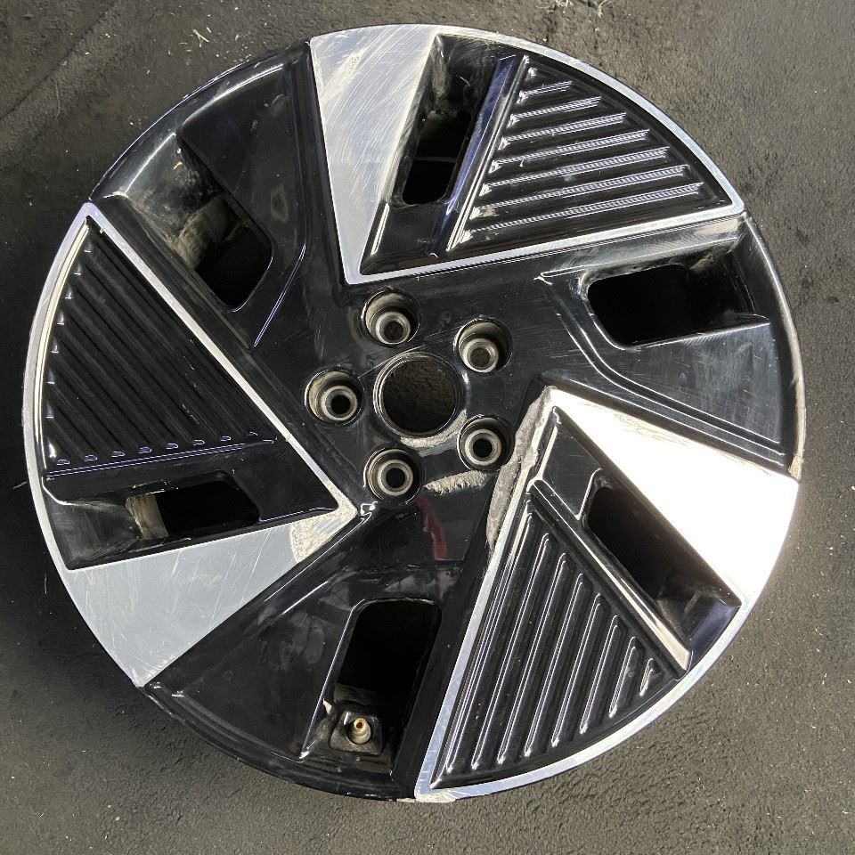 Hyundai Machined Black Ioniq 5 OEM Wheel 19x7.5 2025-2026 Rim Alloy 71110