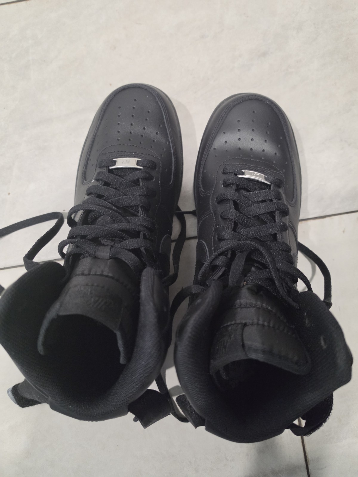 Size 10.5 - Nike Air Force 1 \'07 High Triple Black Size 10.5 - Nike Air Force 1 \'07 High Triple Black