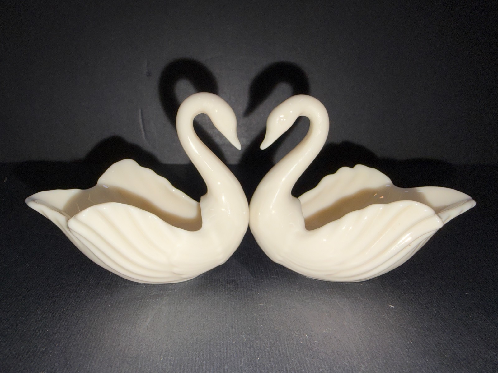 Pair of Lenox Swan Wedding Cake Toppers Place Card Holder 2 in x 2 1/2 in