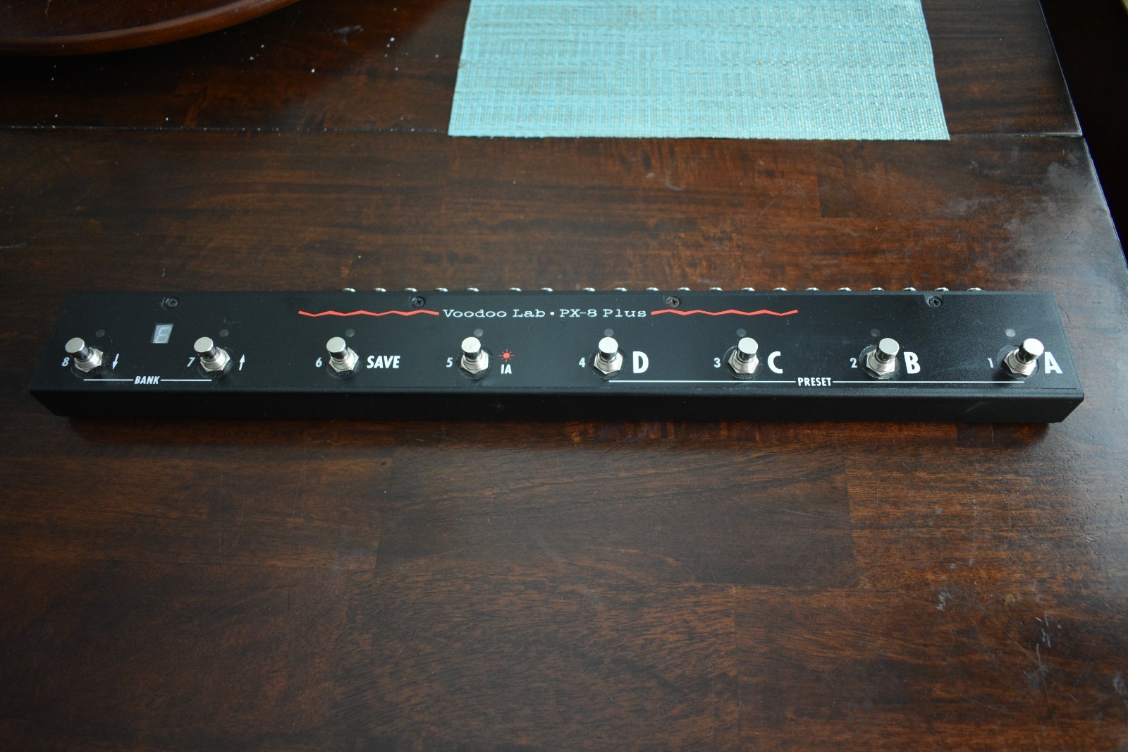 Voodoo Lab PX-8 Plus Programable pedal switcher