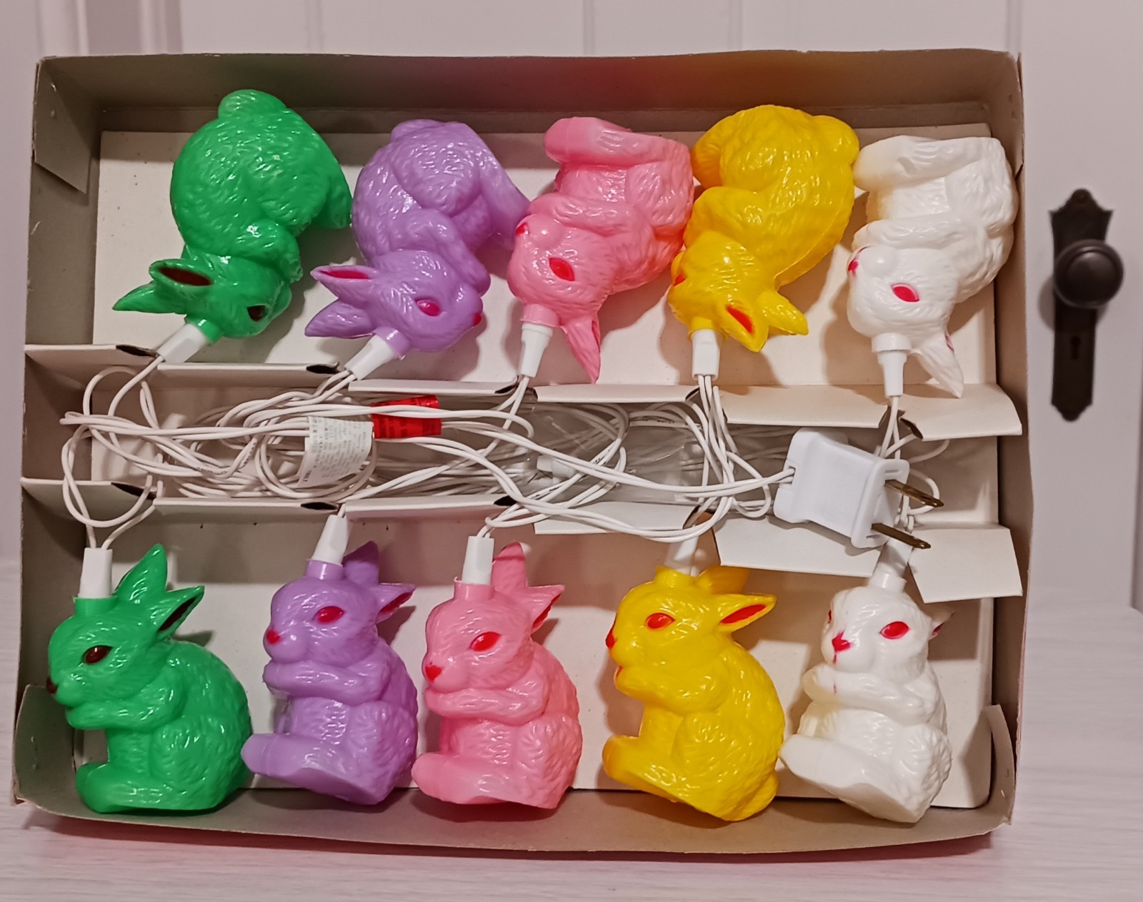 Vintage Easter 1980s Rabbit Bunny Light Cover String Light Set Works