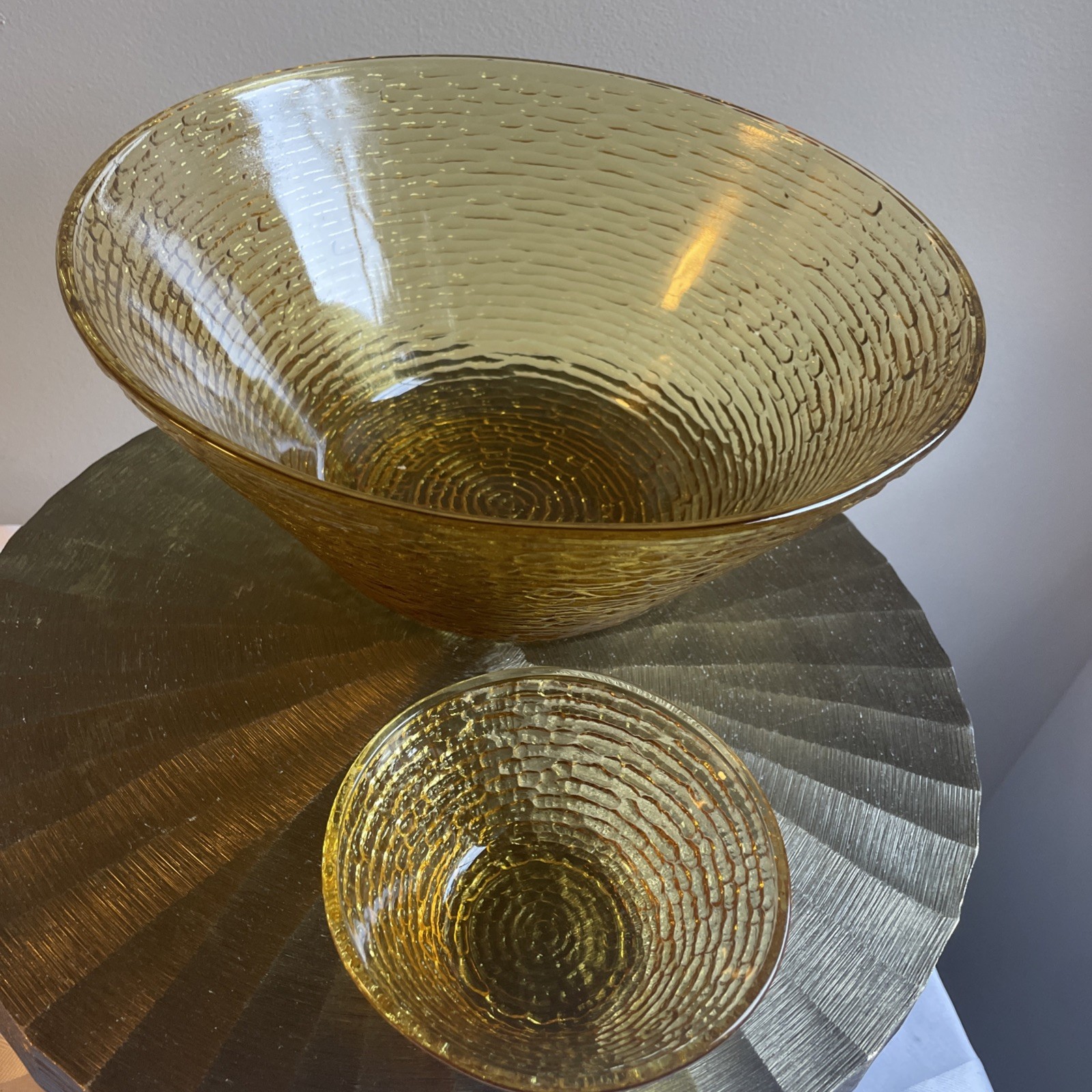 Anchor Hocking Soreno Vintage 1970s Textured Honey Gold Glass Chip Dip Bowl Set
